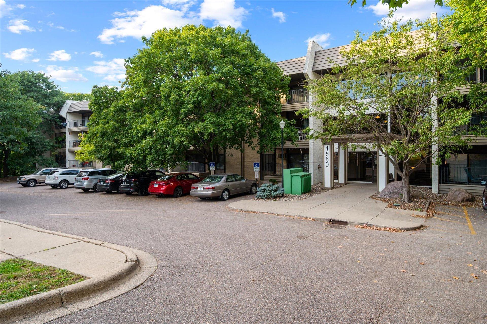 4680 Tower St SE #109, Prior Lake, MN 55372