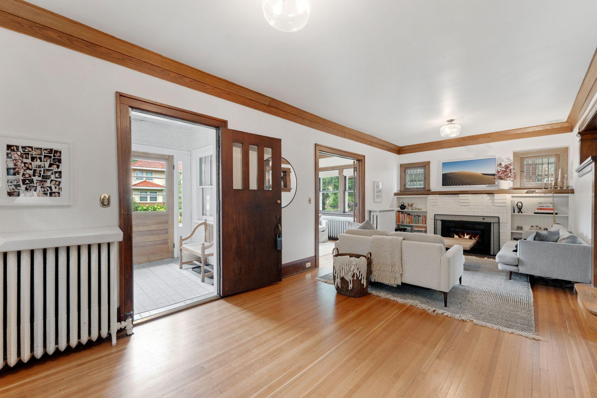 4143 Garfield Ave, Minneapolis, MN 55409