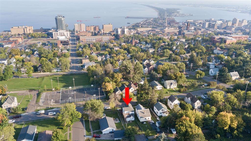 325 E 8th St, Duluth, MN 55805