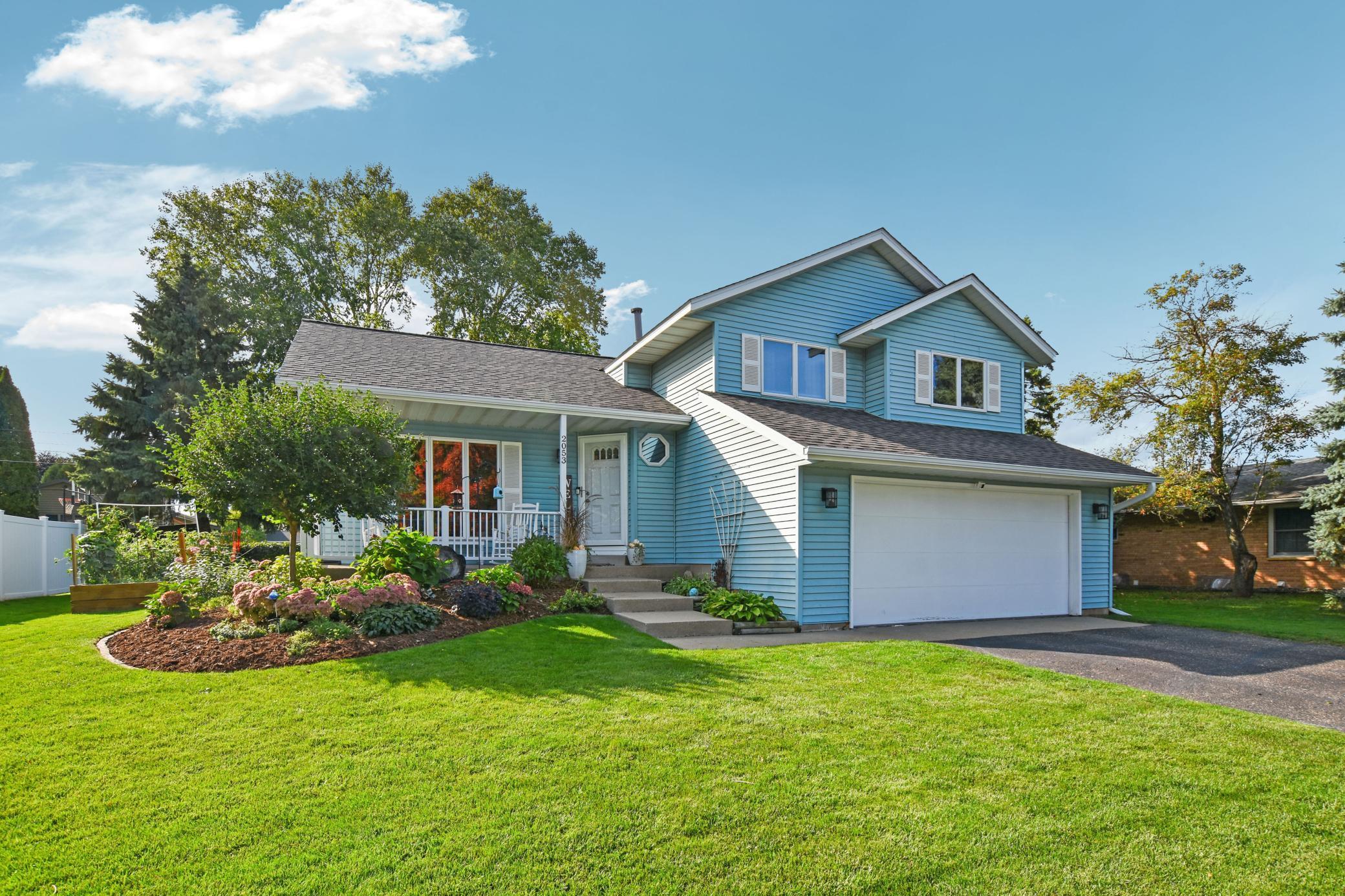 2053 Theresa St, Mendota Heights, MN 55120