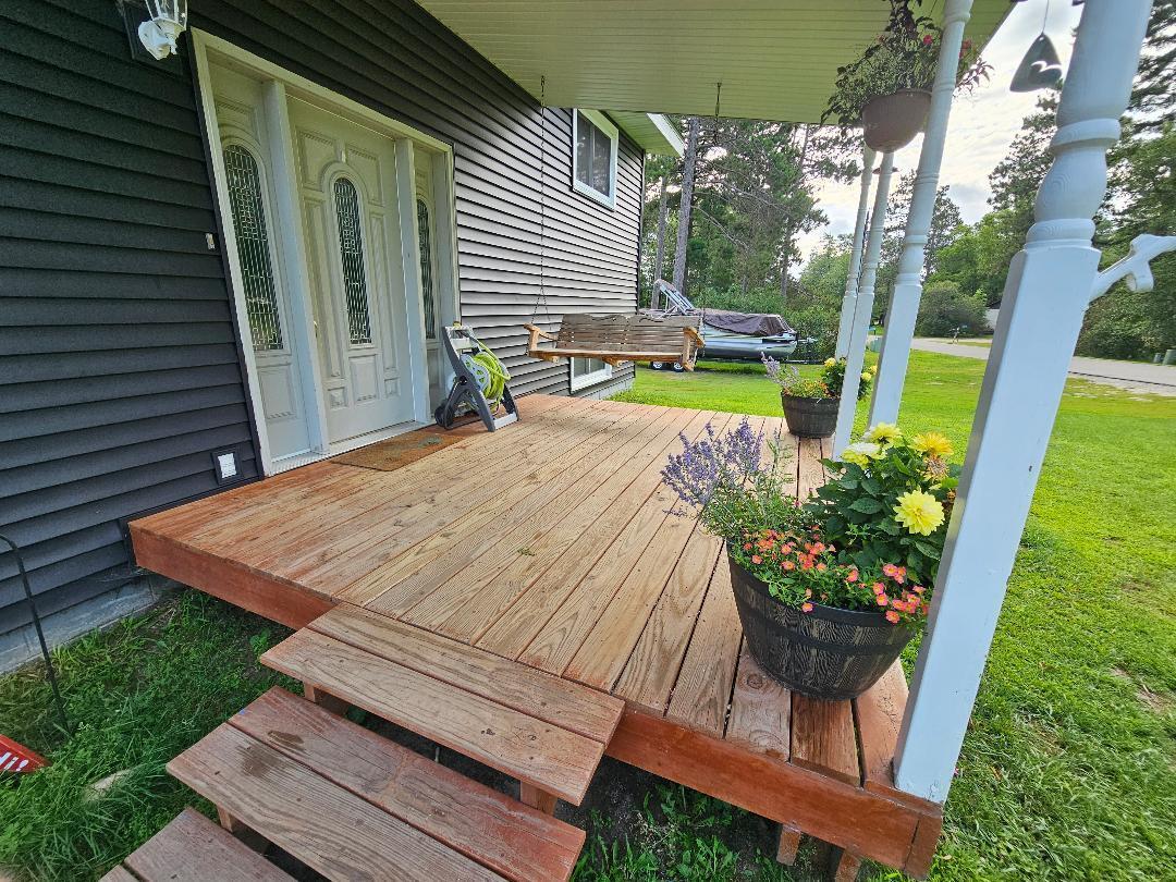 35616 Alan St, Cohasset, MN 55721