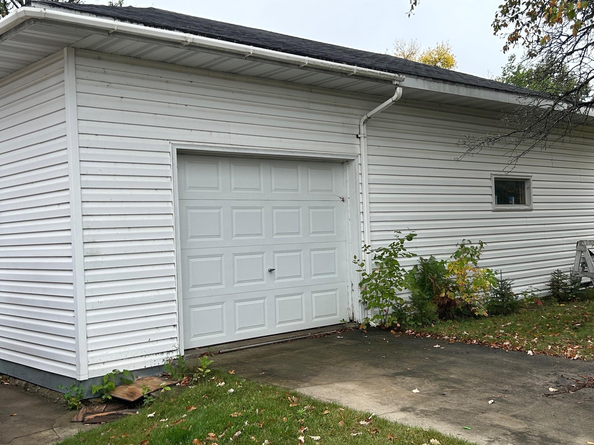 360 Columbus Ave, Cohasset, MN 55721