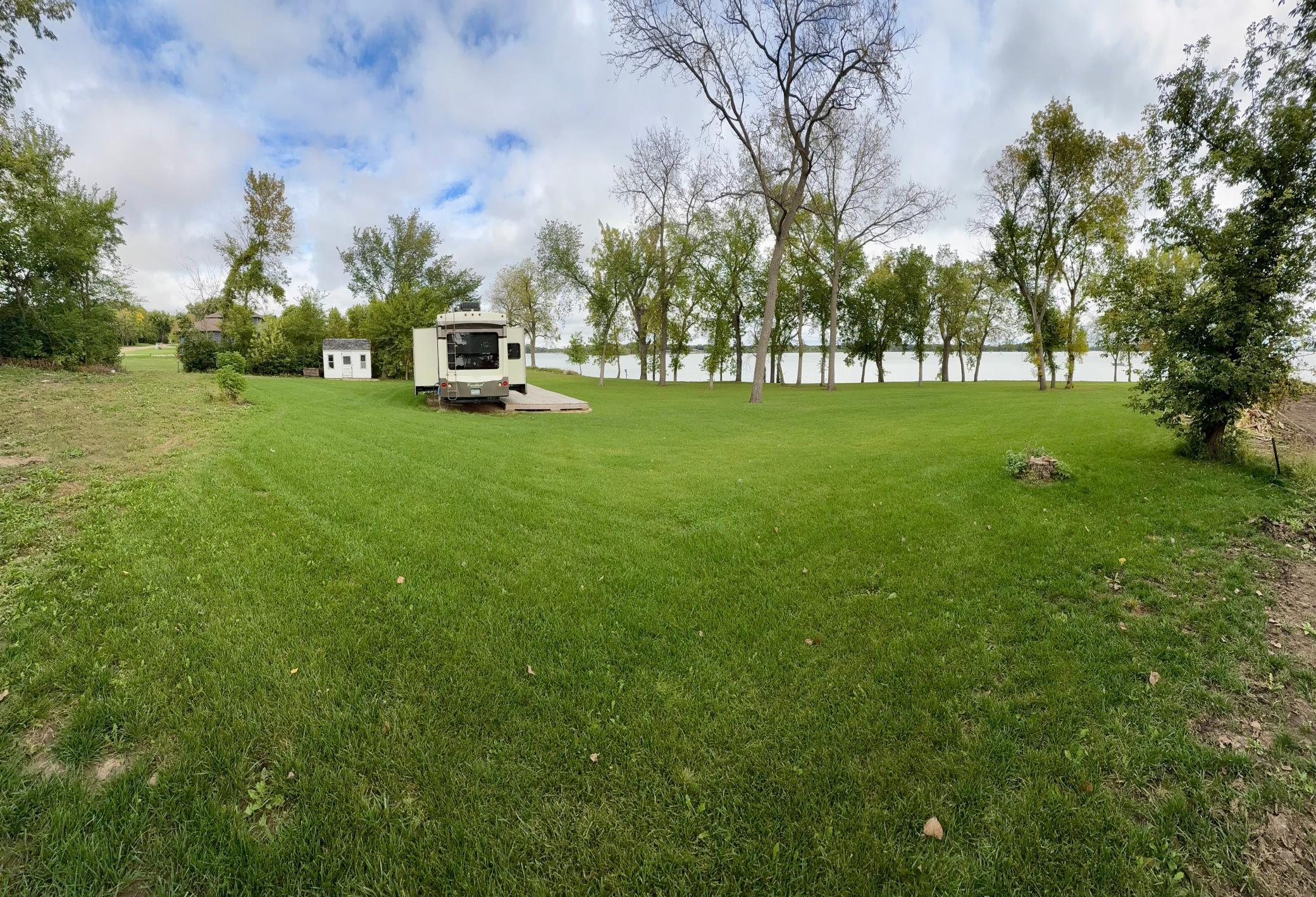 8 Cheryl Ave, Slayton, MN 56172