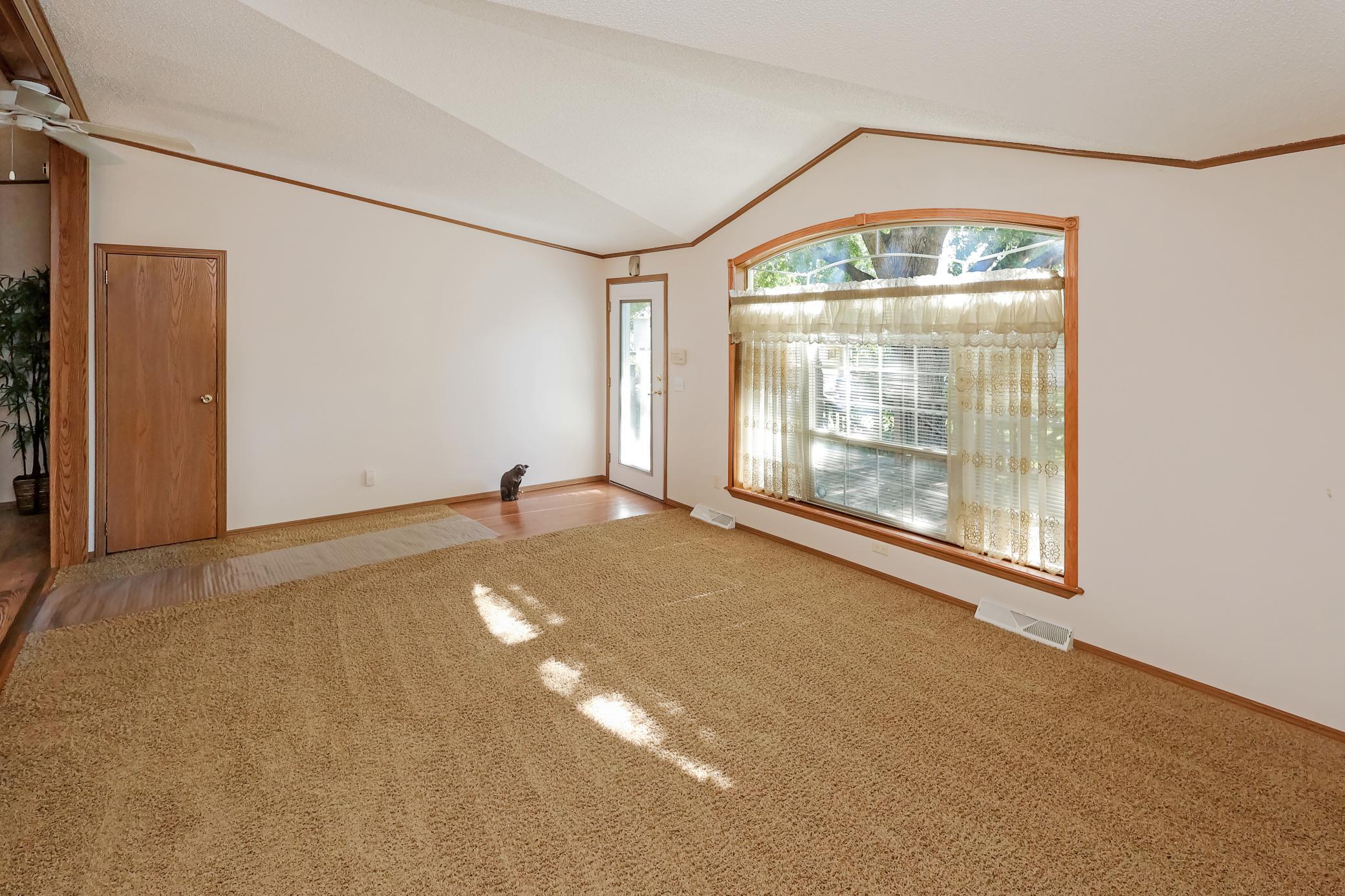 278 Baxter Rd, South Haven, MN 55382