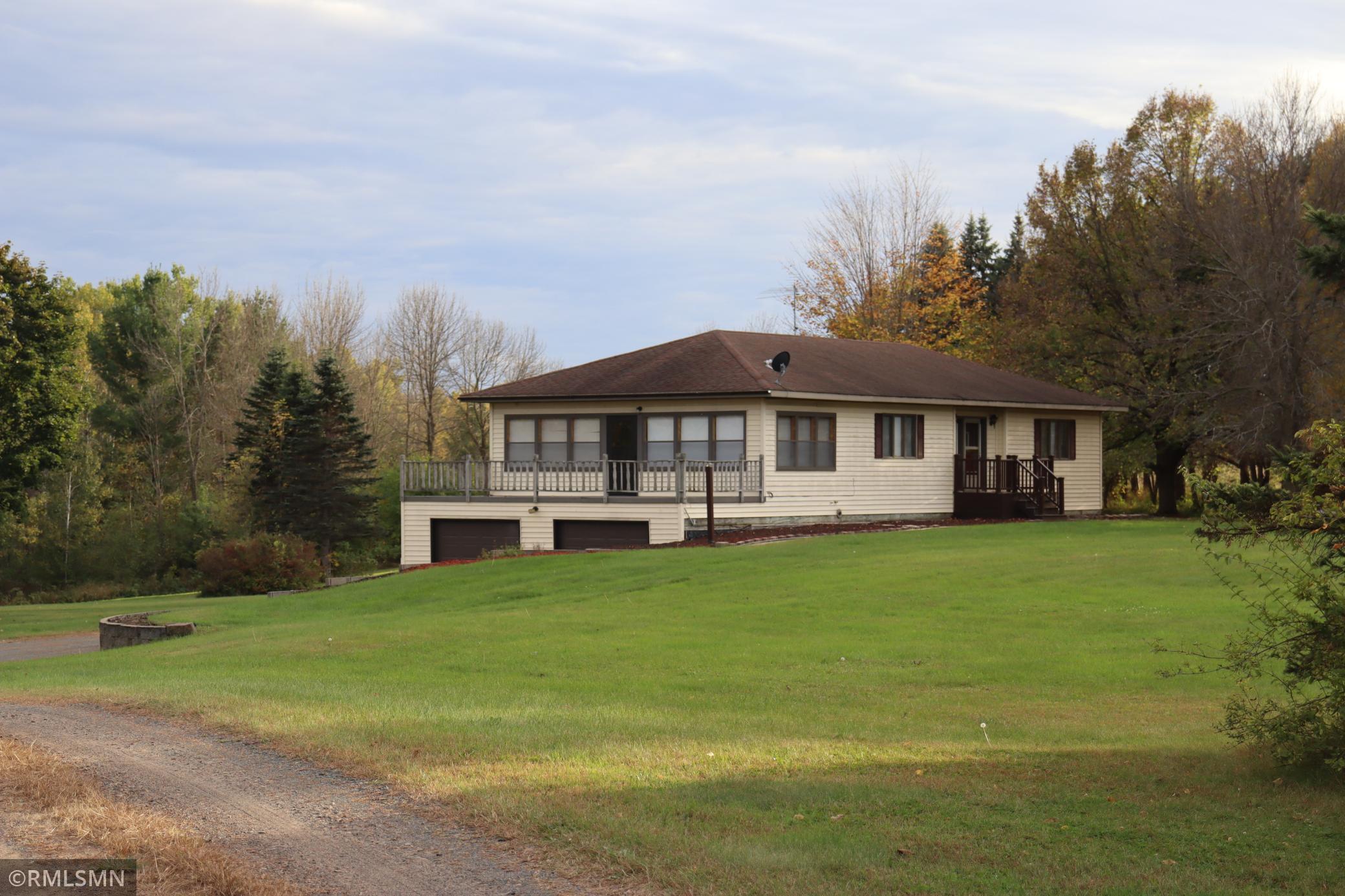 528 Old Trail Rd, Hinckley, MN 55037