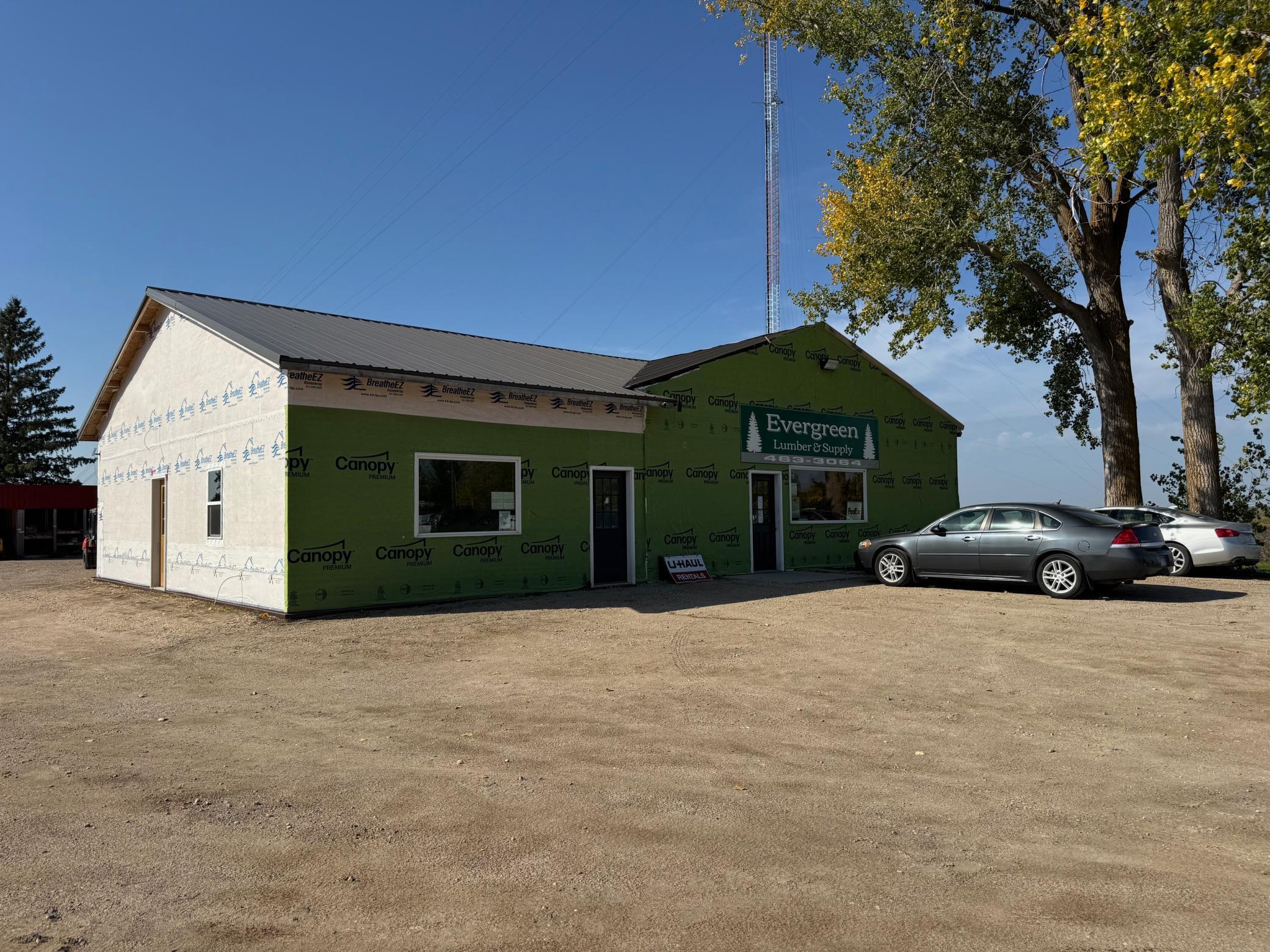 505 5th Ave NW, Roseau, MN 56751