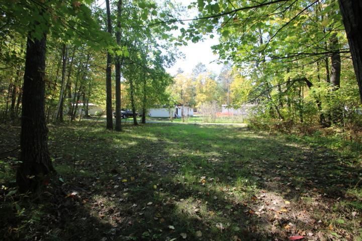 25849 River Rd, Cohasset, MN 55721
