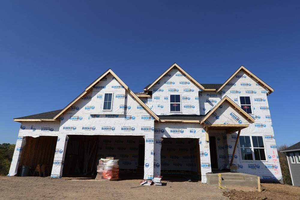 10715 Ithaca Ln N, Maple Grove, MN 55369