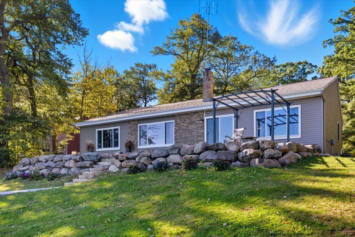 104 206th St, Star Prairie, WI 54026