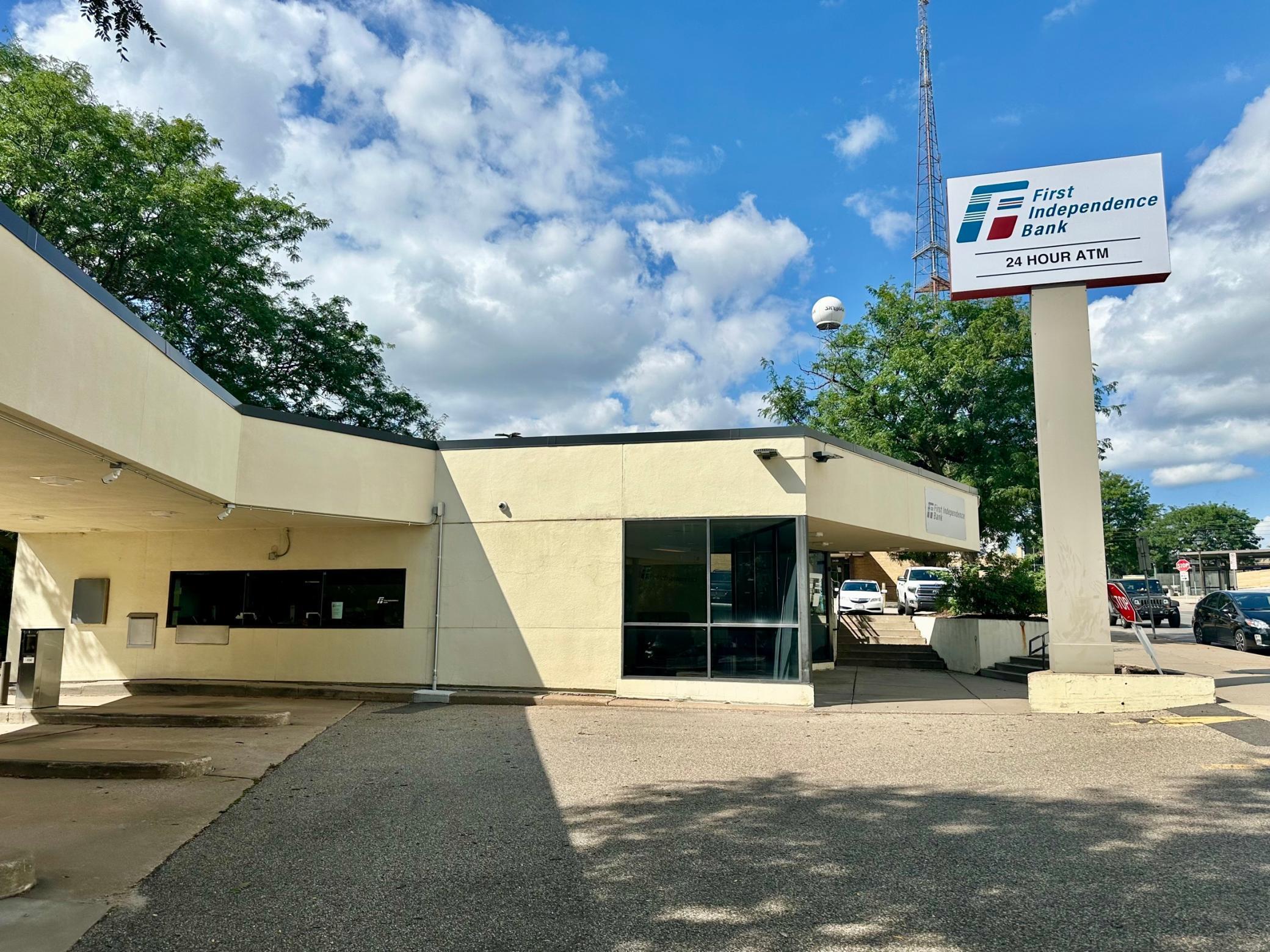 3410 University Ave SE, Minneapolis, MN 55414