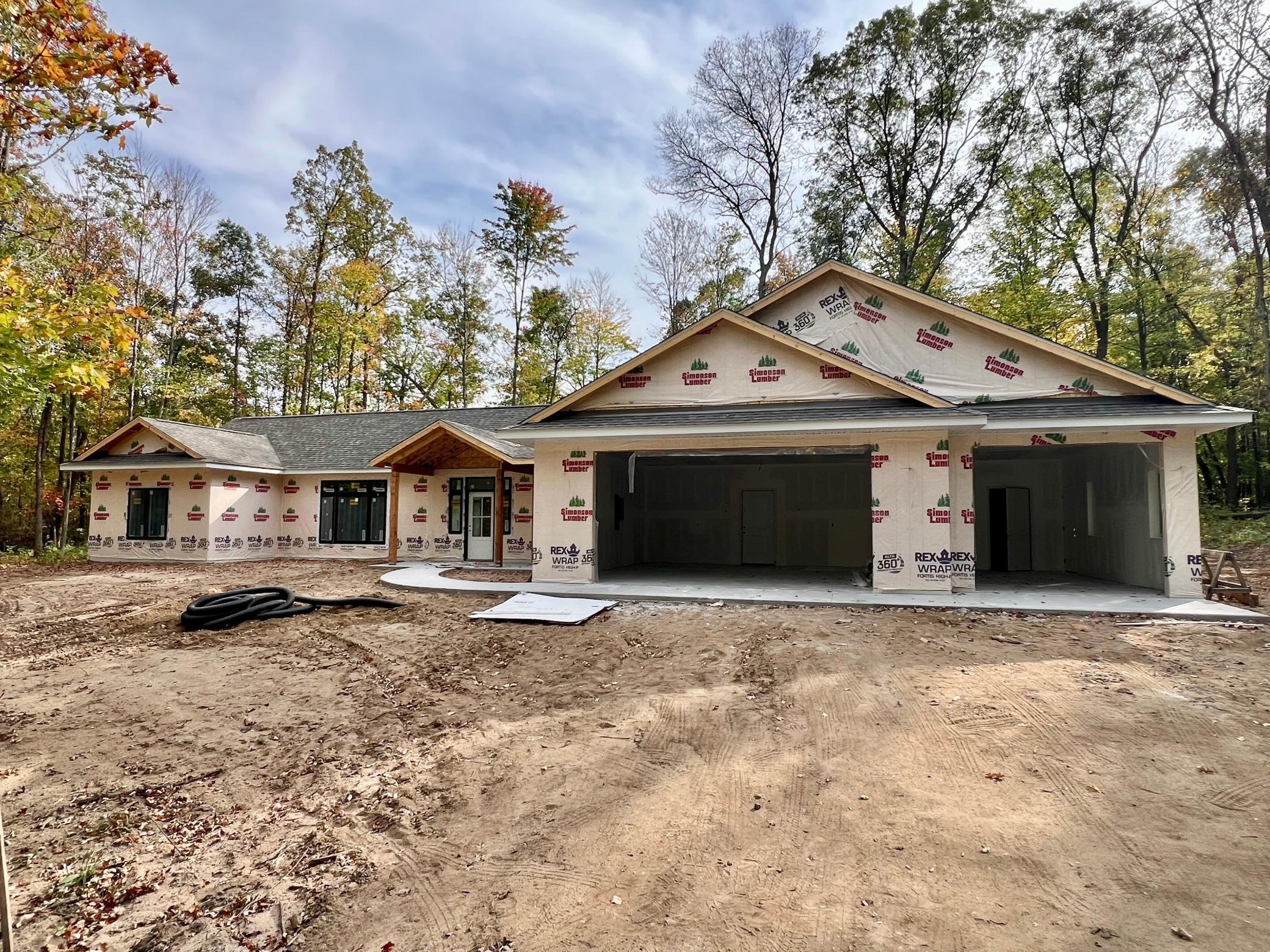 11821 Maplewood Dr, East Gull Lake, MN 56401