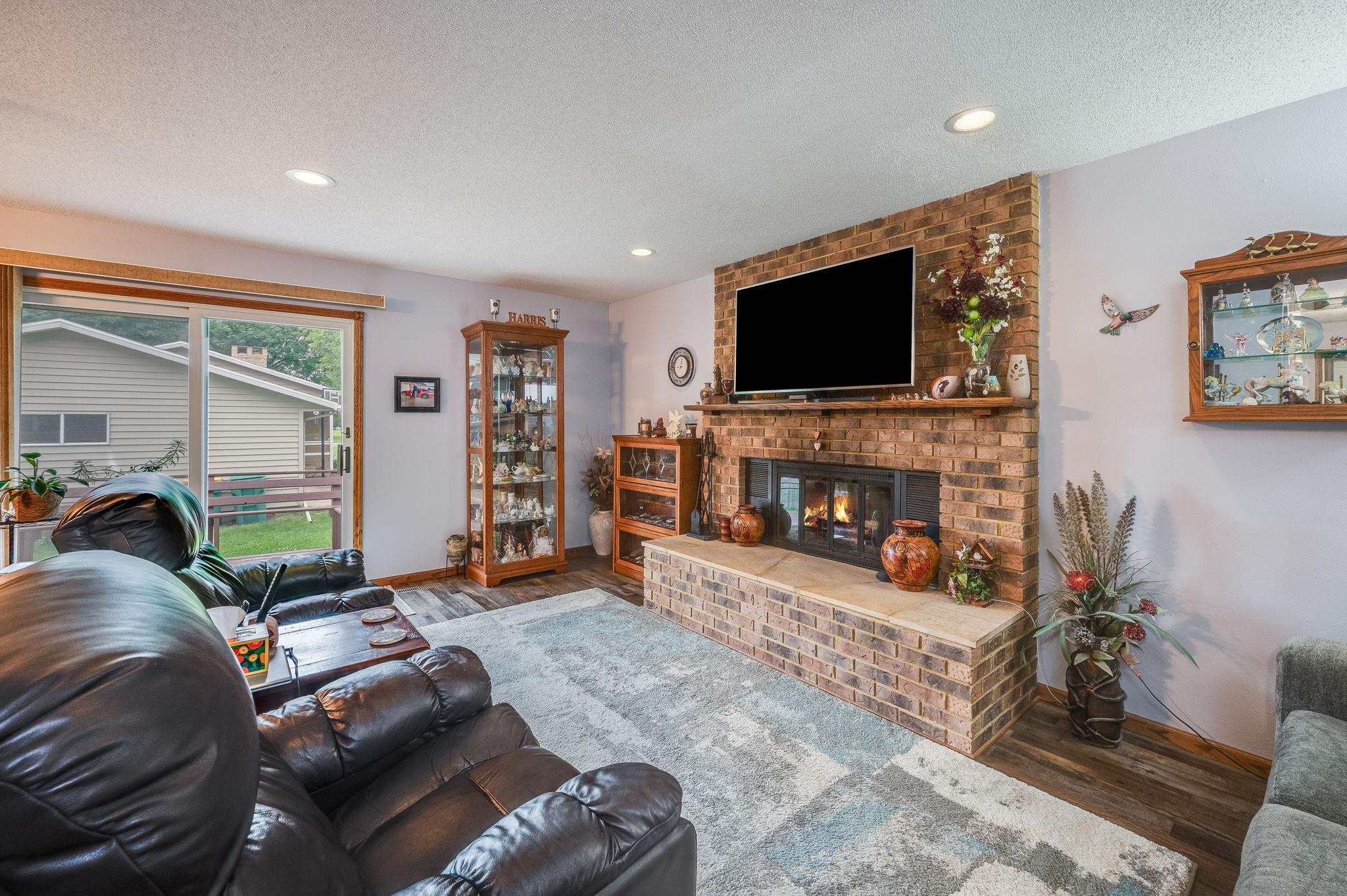 412 Linda St, Jackson, MN 56143
