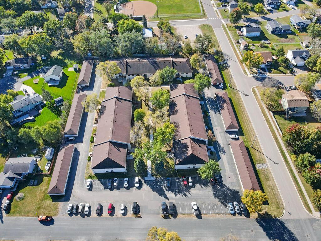 161 Mindy Ln #9, Montrose, MN 55363
