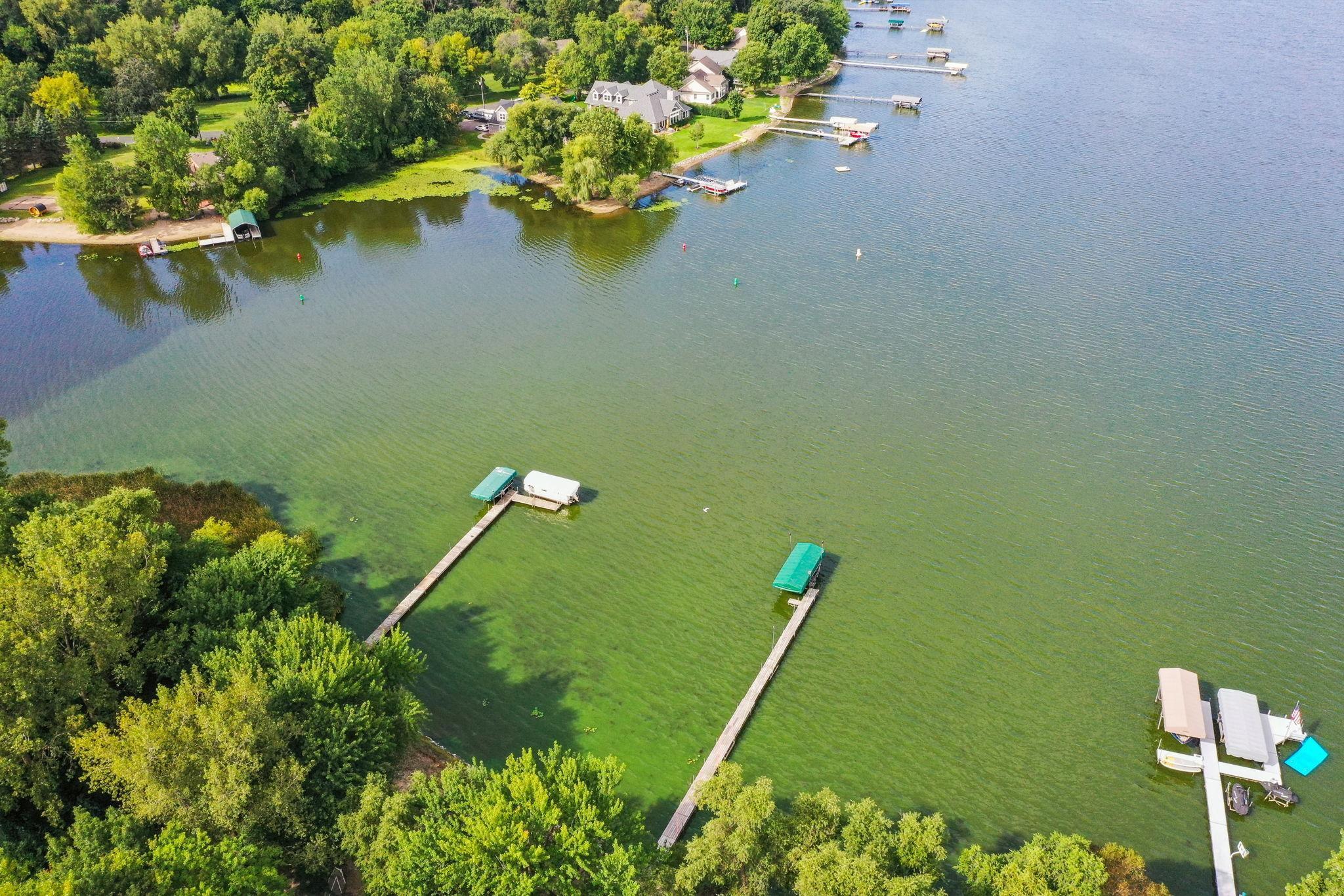 6230 Lake Sarah Heights Dr, Greenfield, MN 55373
