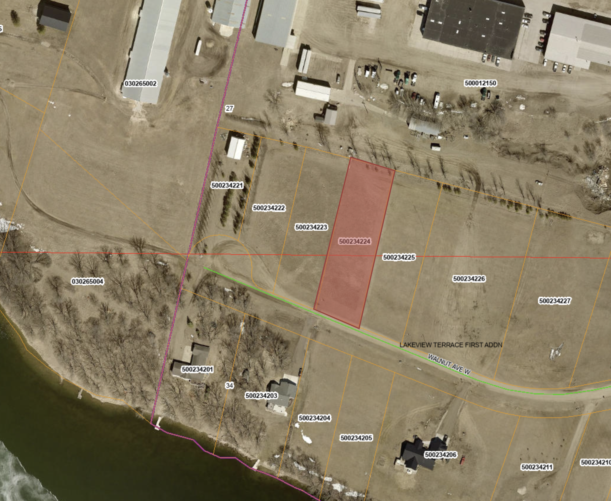 430 W Walnut Ave, Frazee, MN 56544