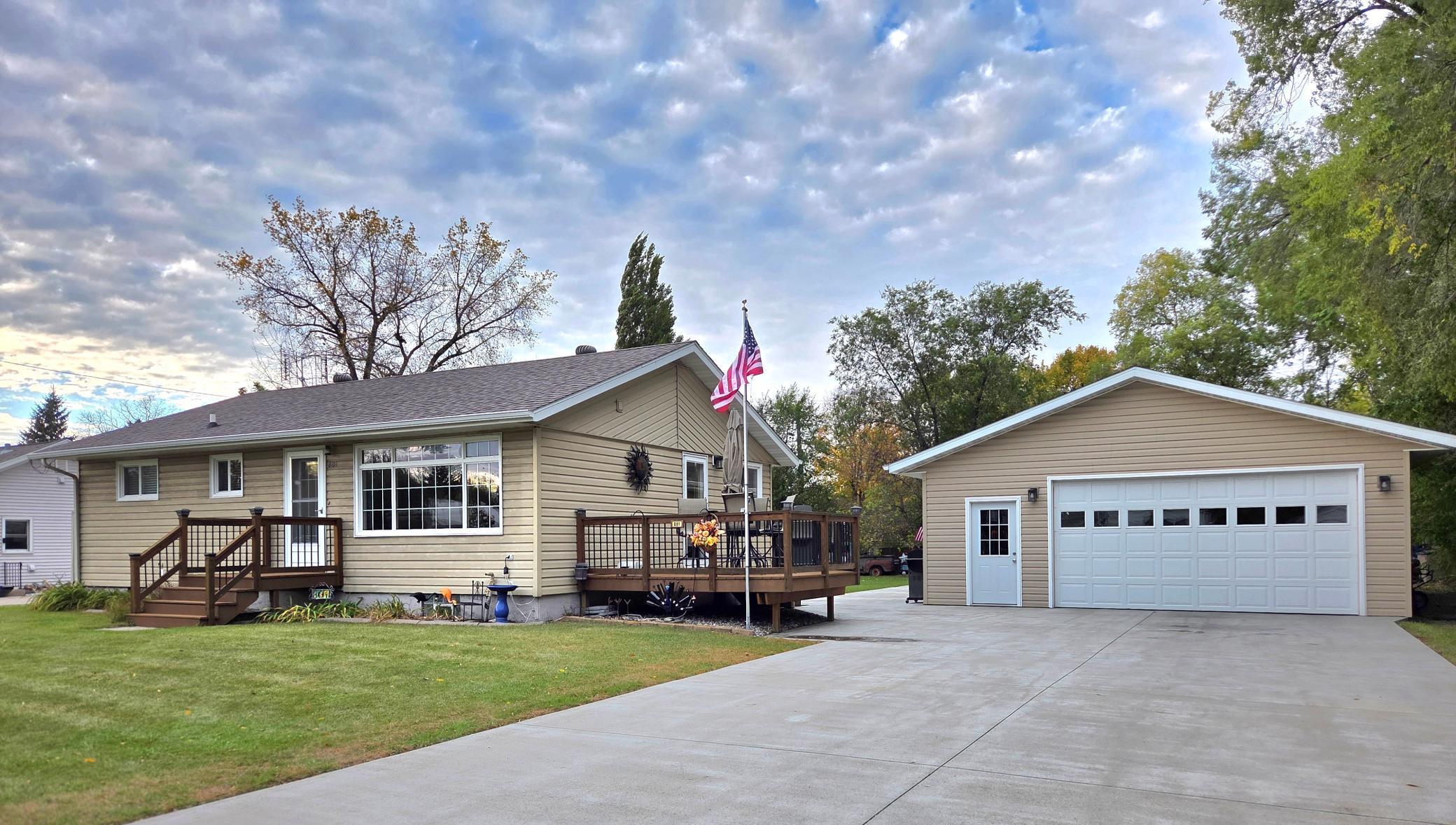 801 3rd Ave E, Ada, MN 56510