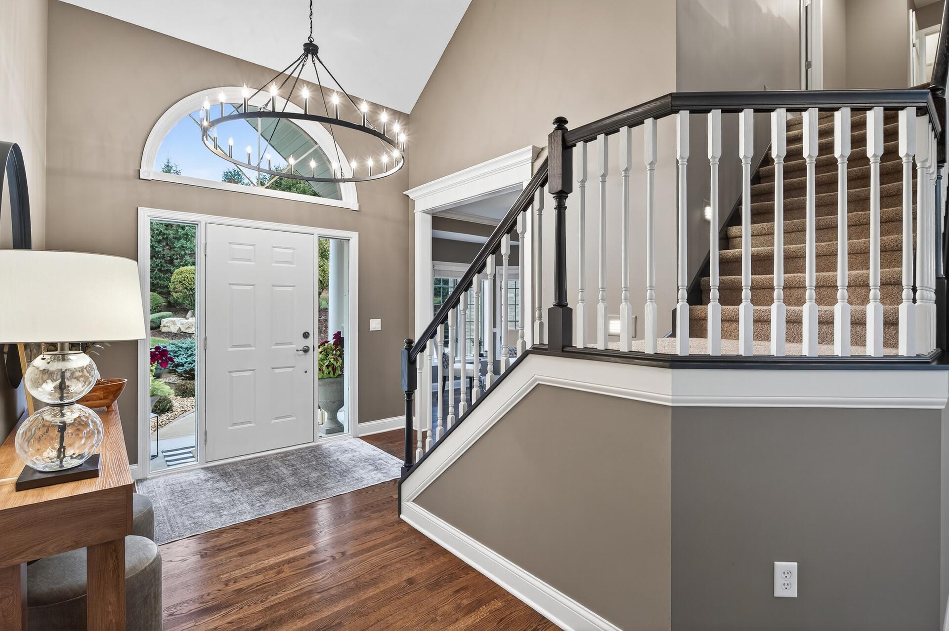 6720 Crackleberry Trl, Woodbury, MN 55129