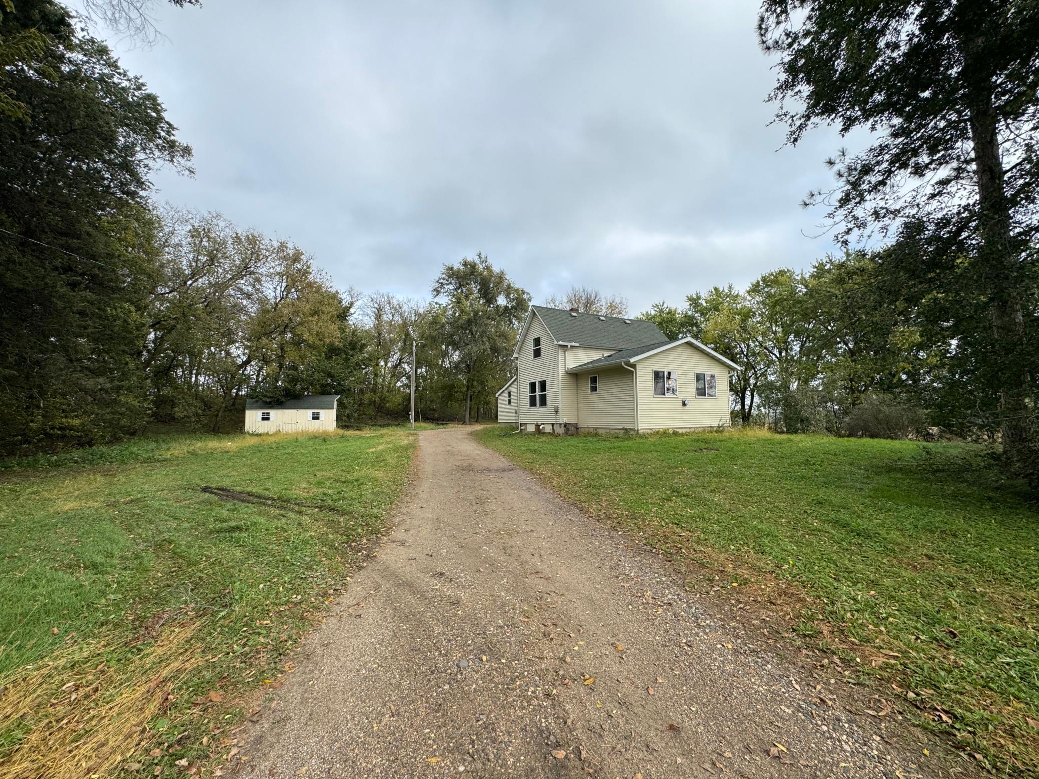72698 318th St, South Haven, MN 55382