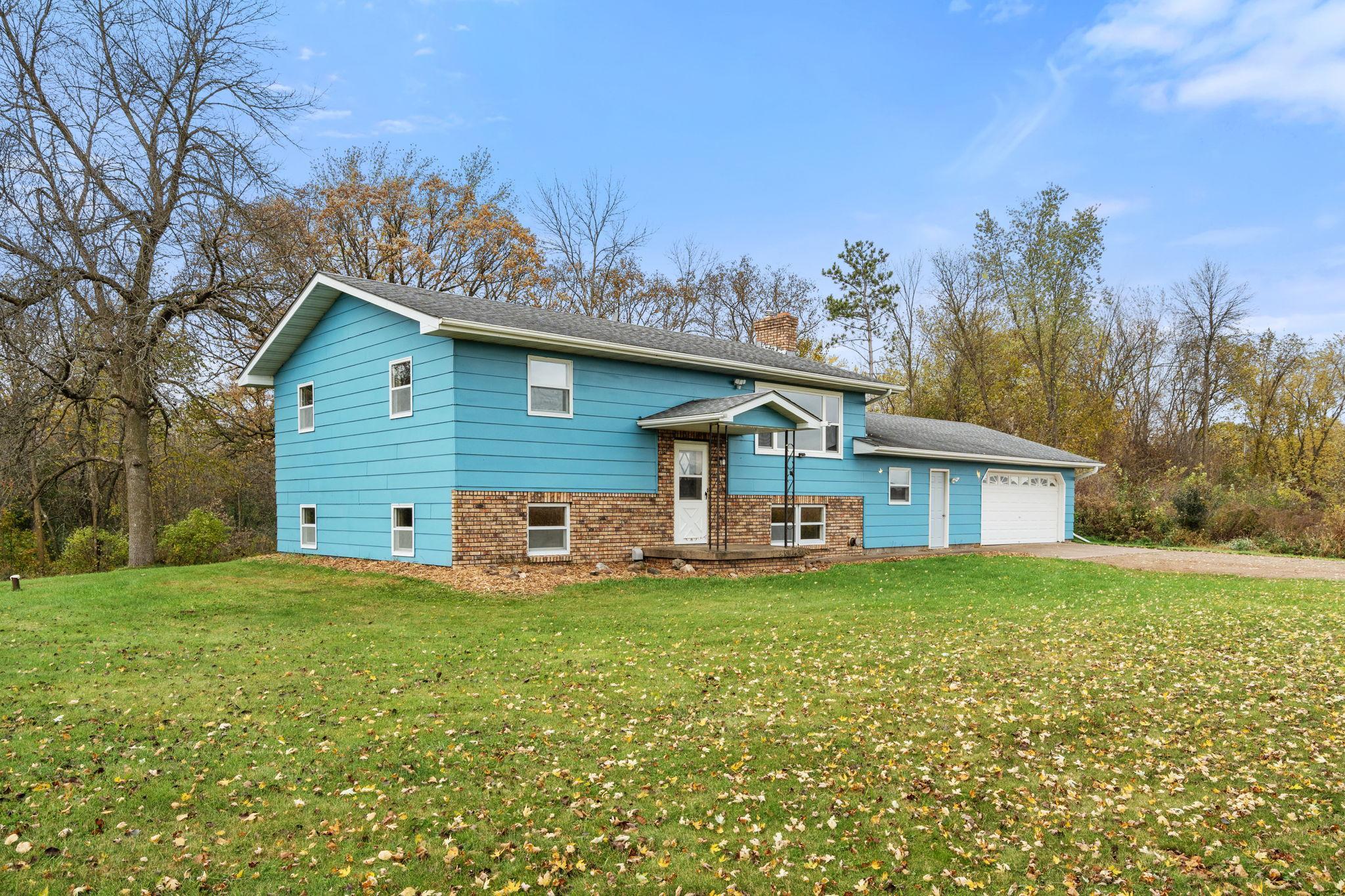 N13651 320th St, Ridgeland, WI 54763