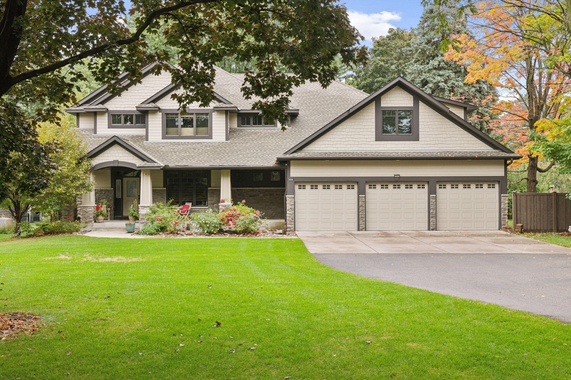 6641 Normandale Rd, Edina, MN 55435