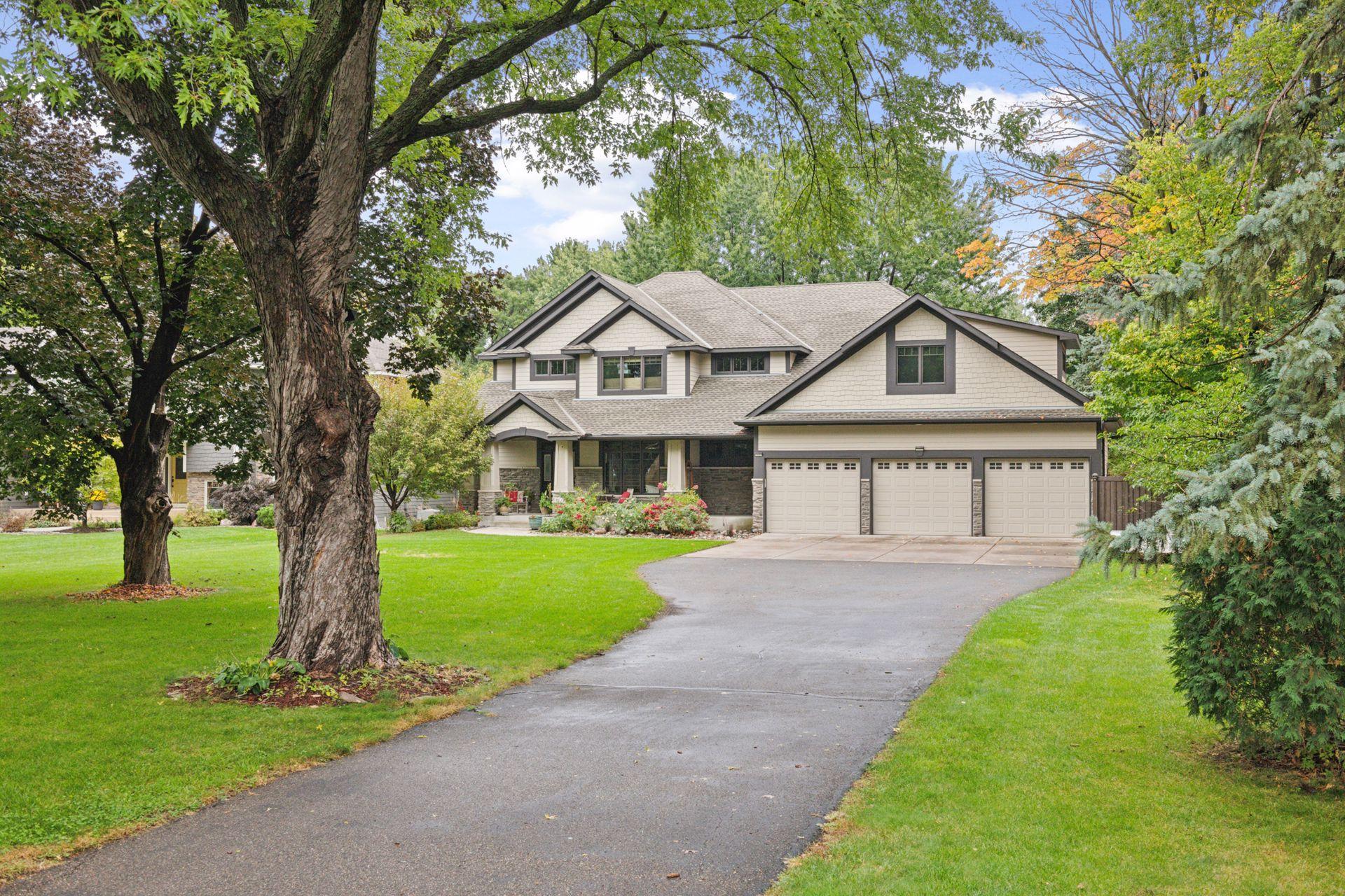 6641 Normandale Rd, Edina, MN 55435