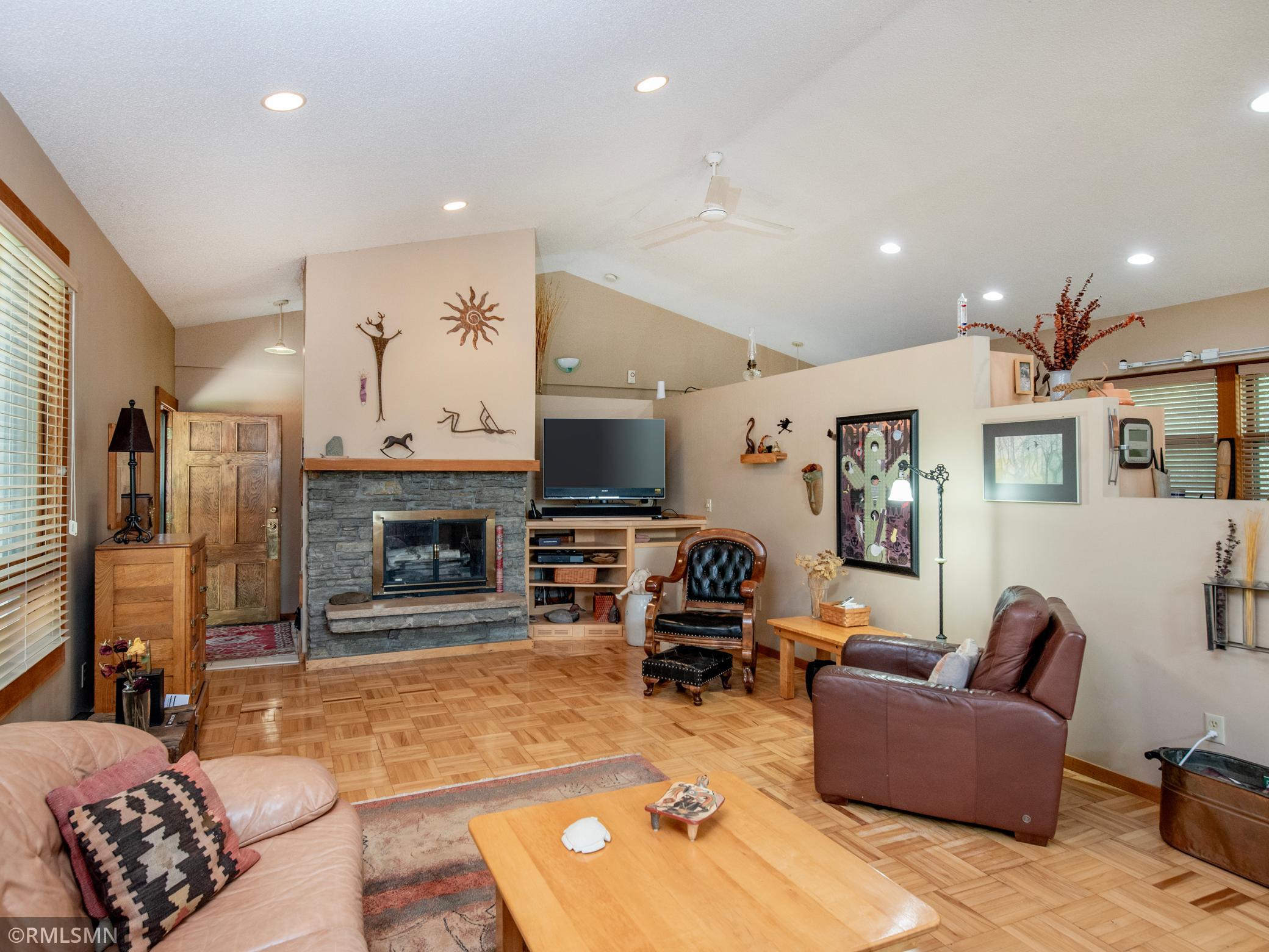 2840 Pilot Knob Rd, Eagan, MN 55121