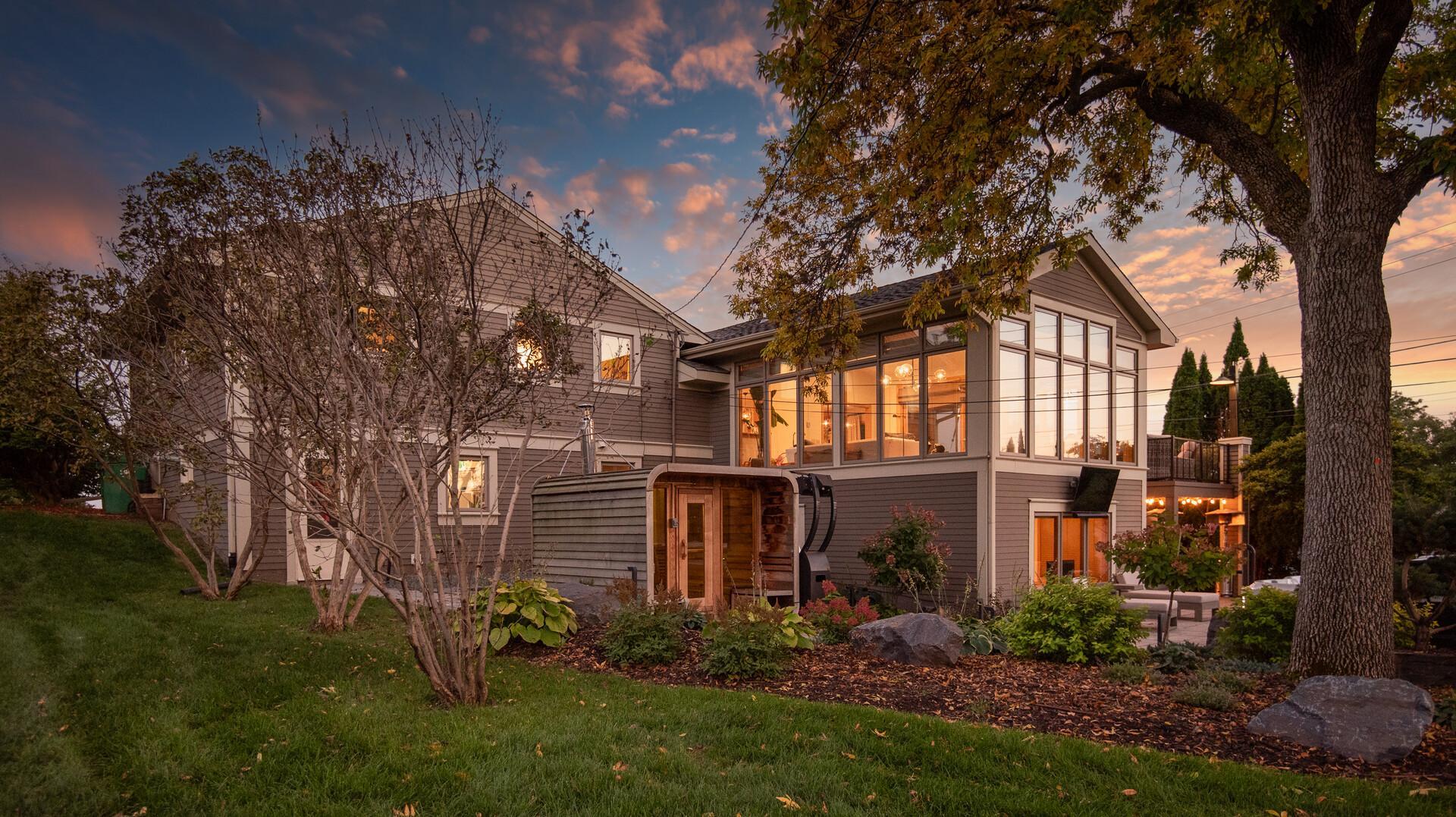 7040 Kellogg Ave, Edina, MN 55435