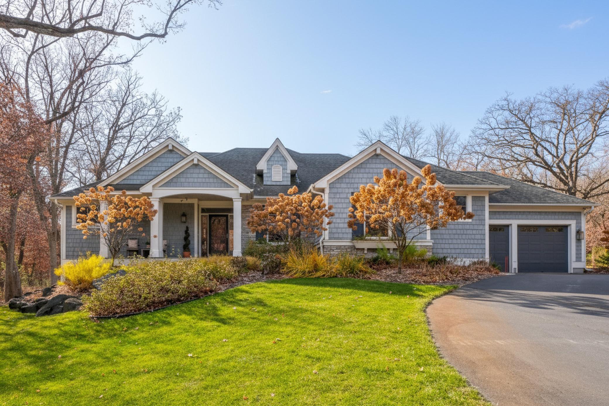 3 Deer Ln, North Oaks, MN 55127