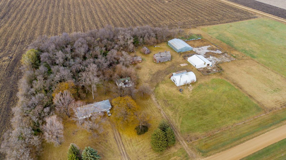 14793 160th St, Walnut Grove, MN 56180