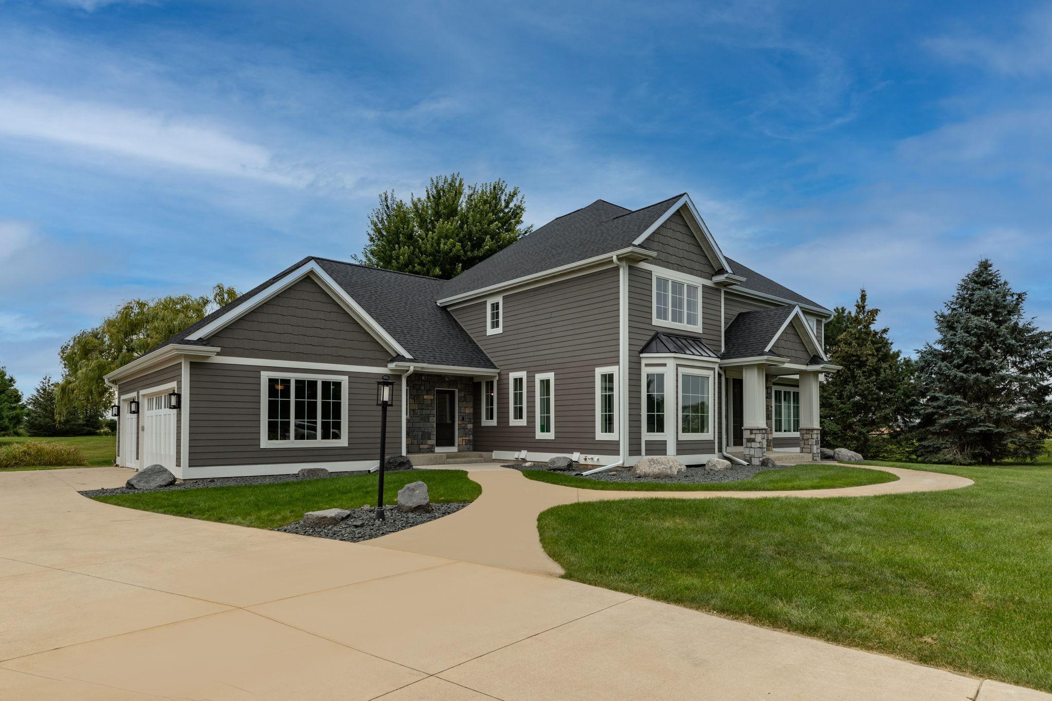 2736 Headland Ct SW, Rochester, MN 55902