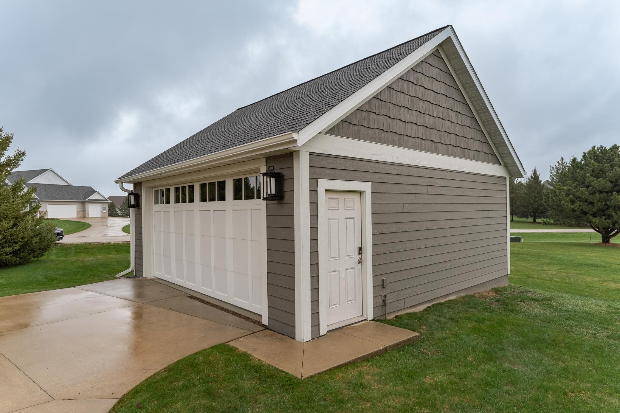 2736 Headland Ct SW, Rochester, MN 55902