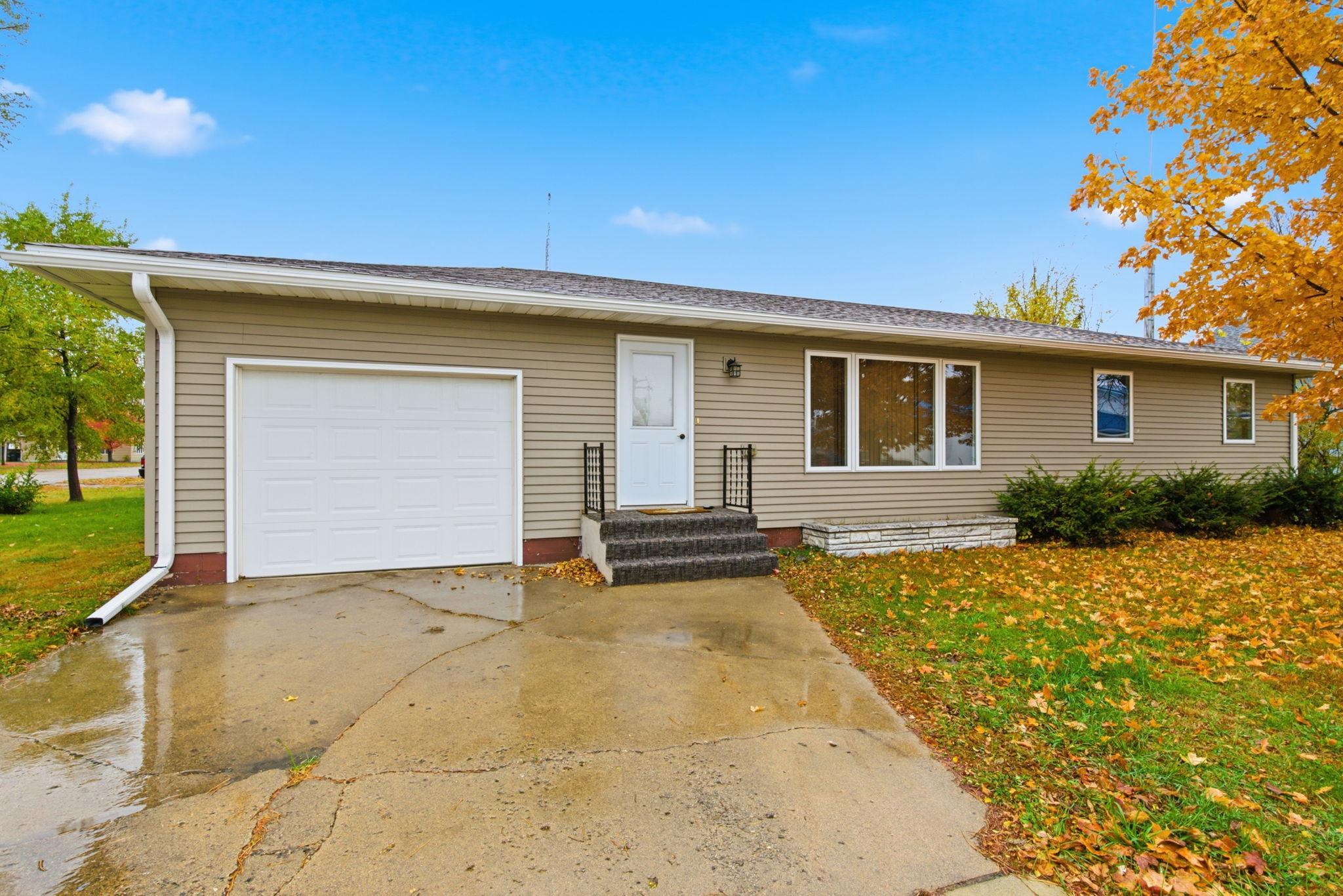 215 Church St N, Eden Valley, MN 55329