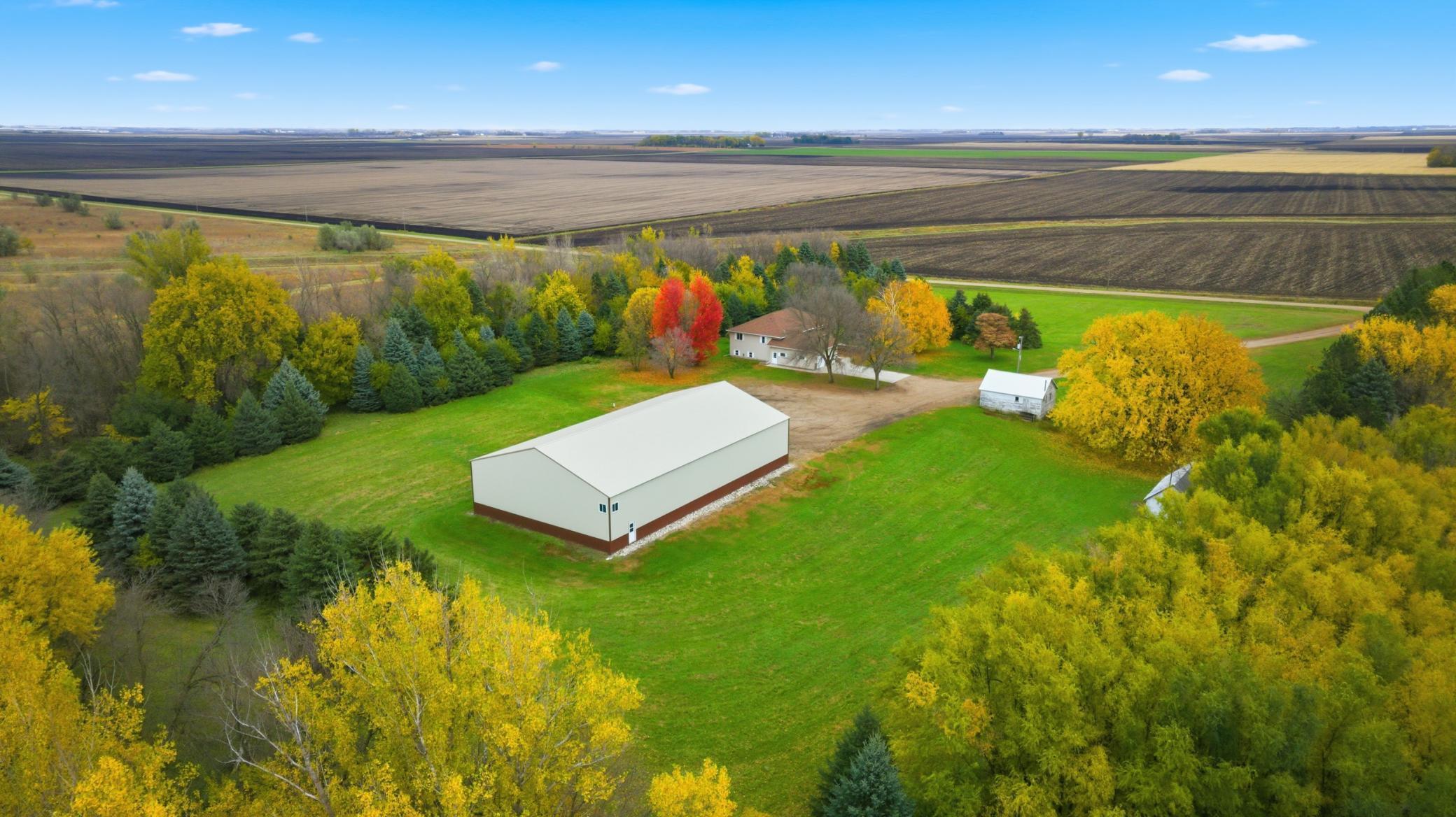 1035 20th Ave NE, Montevideo, MN 56265