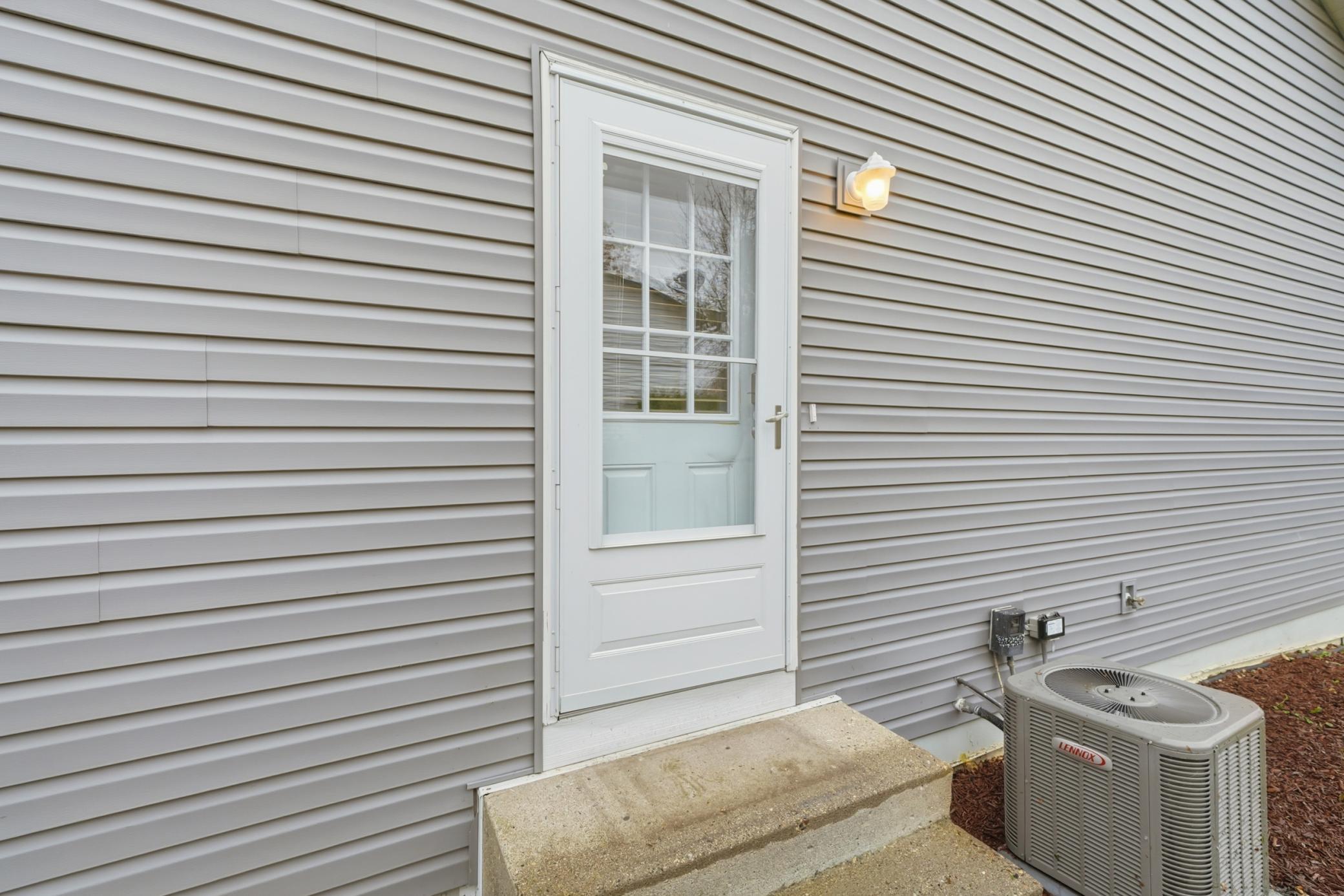 149 Mindy Ln, Montrose, MN 55363