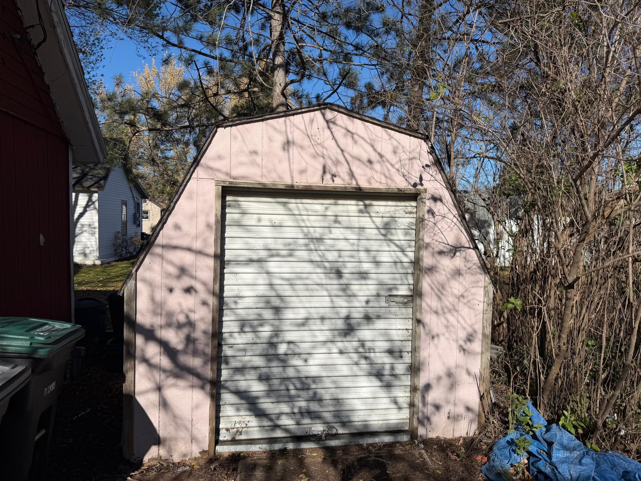 317 5th St SW, Little Falls, MN 56345