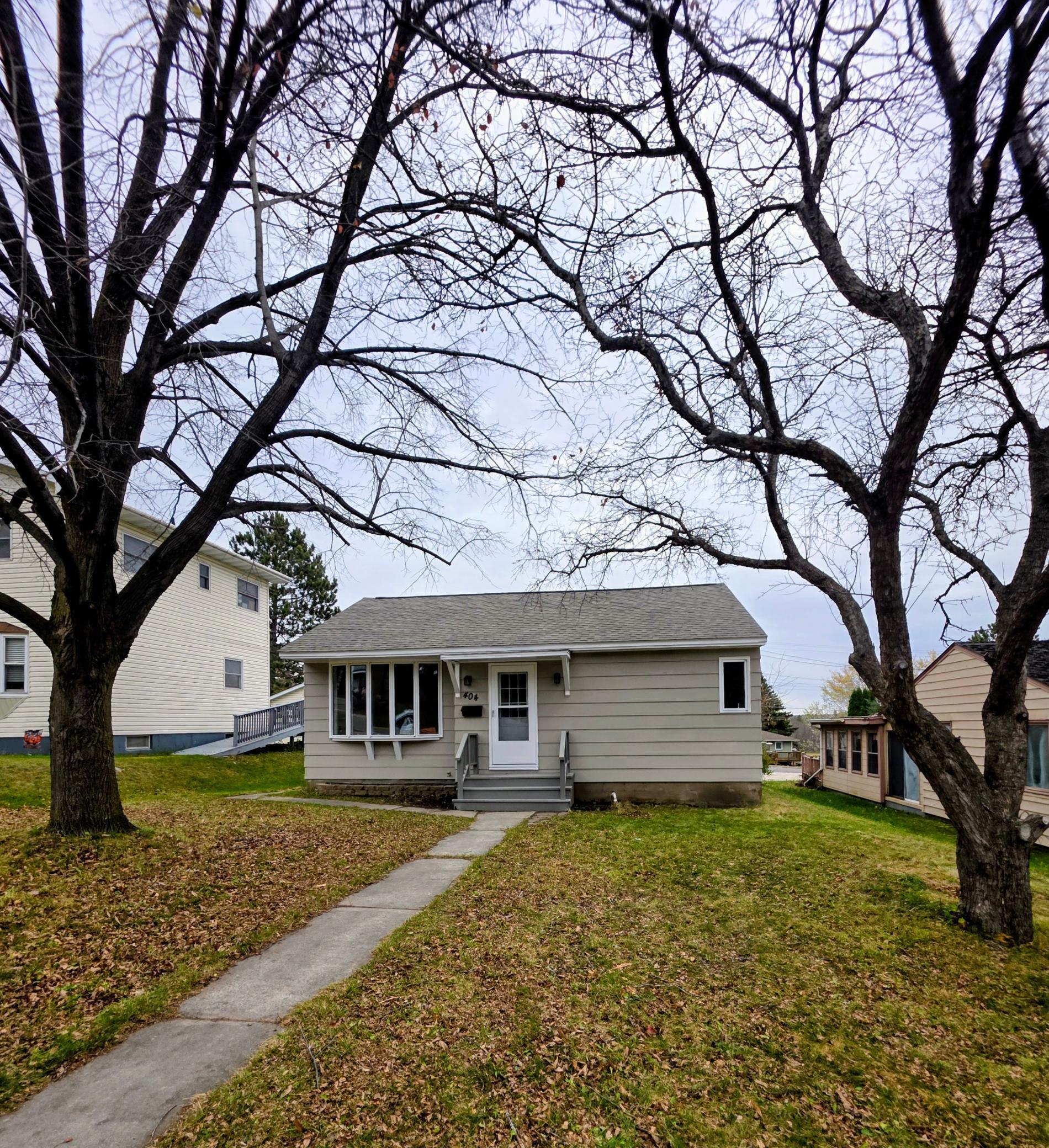 404 N Norman Ave, Eveleth, MN 55734