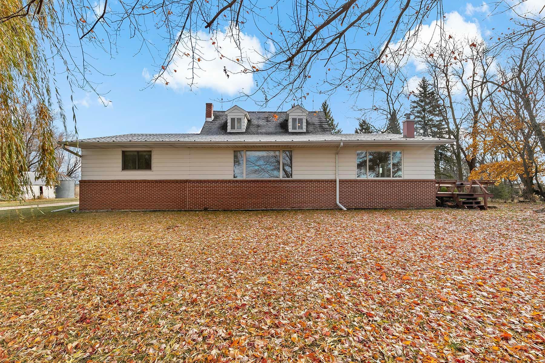 19068 620th Ave, Rose Creek, MN 55970