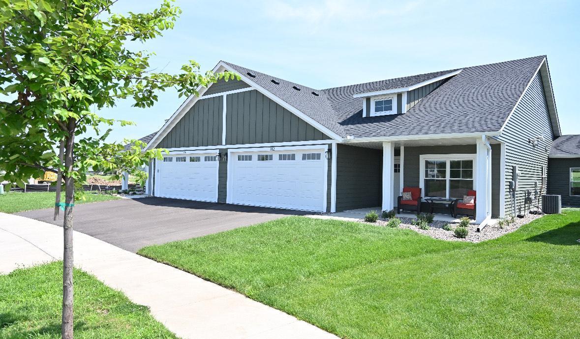 410 Ford St E, Northfield, MN 55057