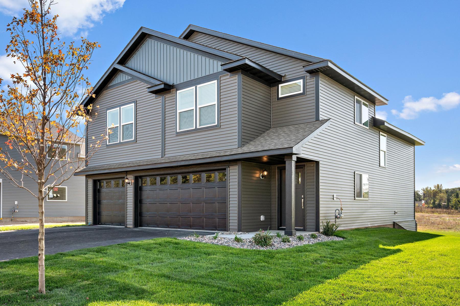 7705 Birch St, Clear Lake, MN 55319