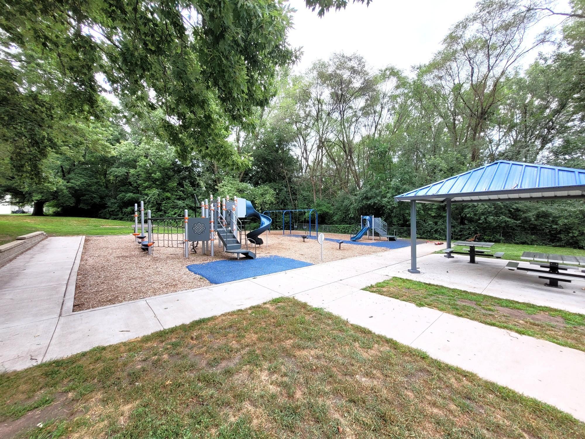 1540 S Timber Rg, Fridley, MN 55432