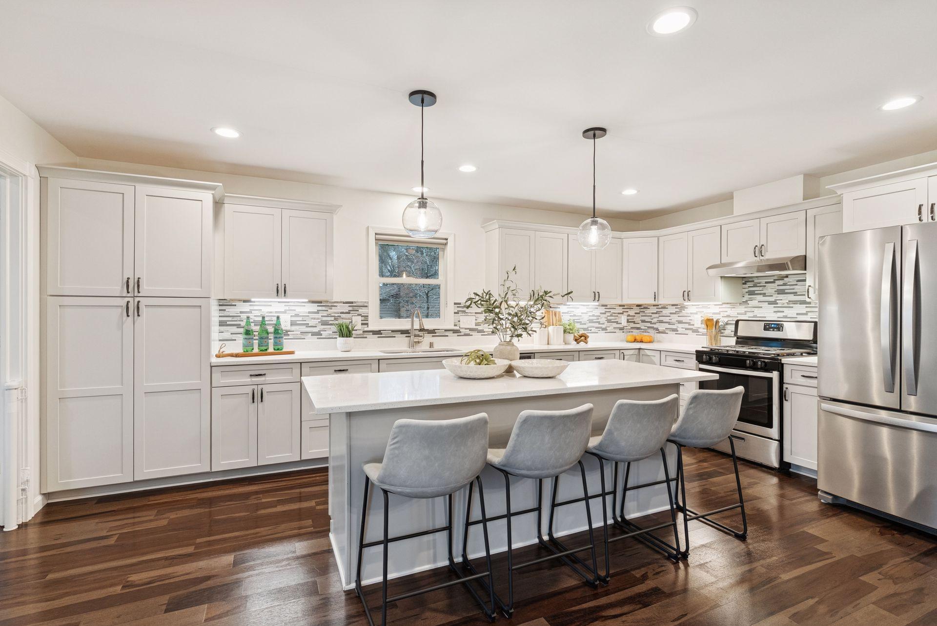7560 Superior Ter, Eden Prairie, MN 55344