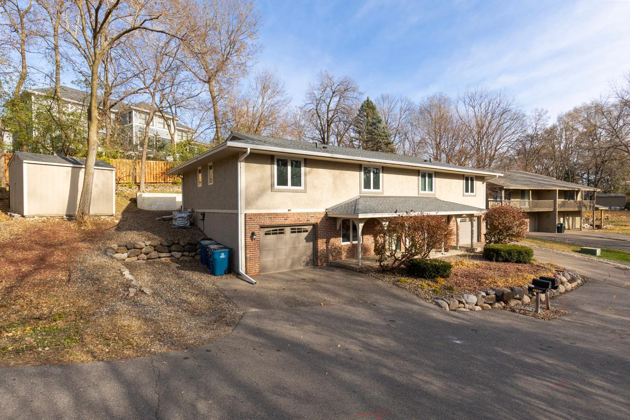 3115 County Road 101 S, Minnetonka, MN 55391
