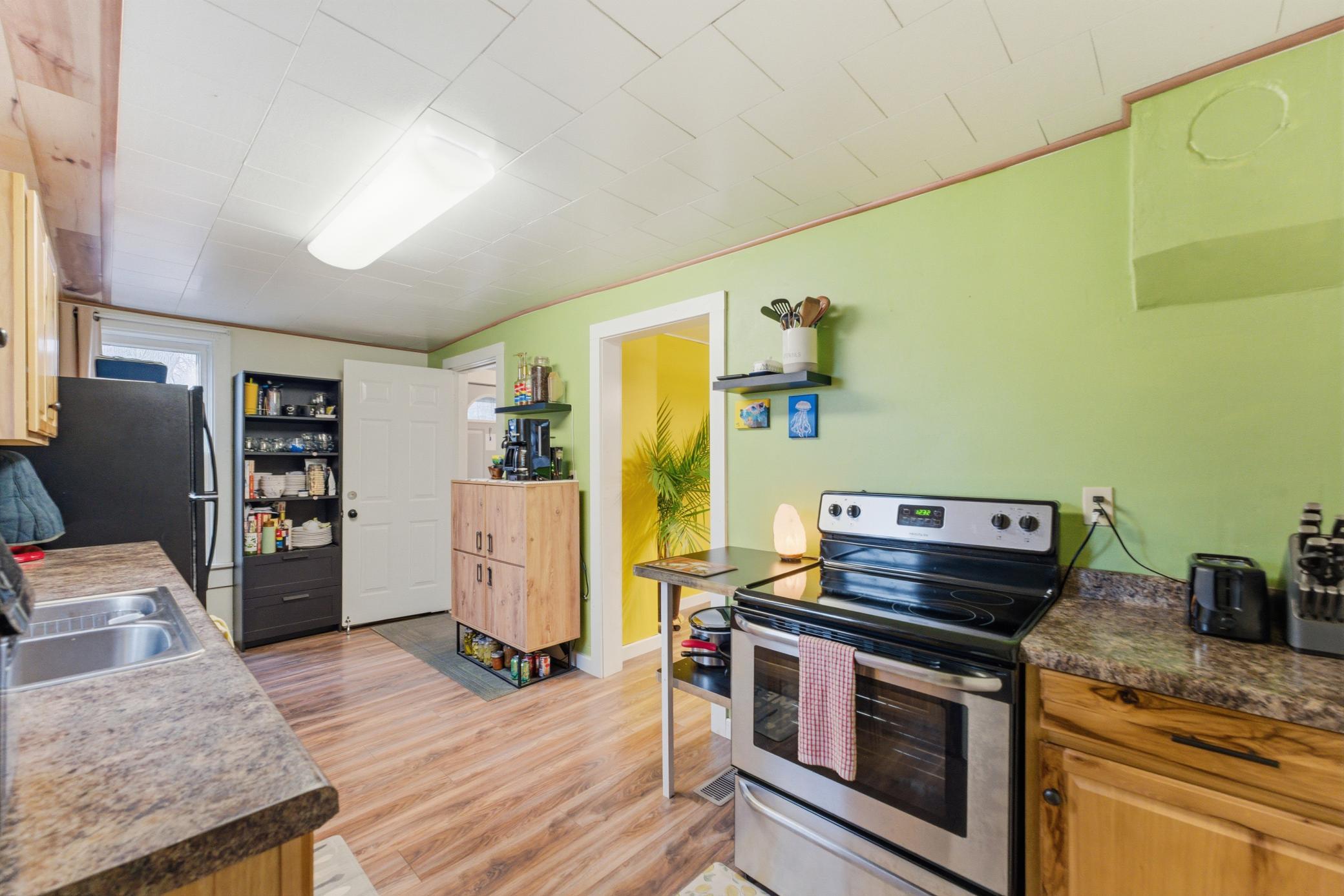 115 3rd St S, Raymond, MN 56282