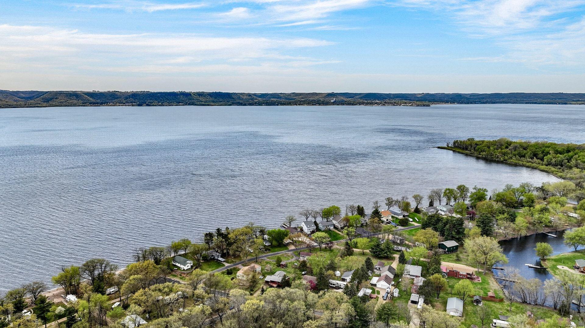N1247 Deer Island Rd, Stockholm, WI 54769