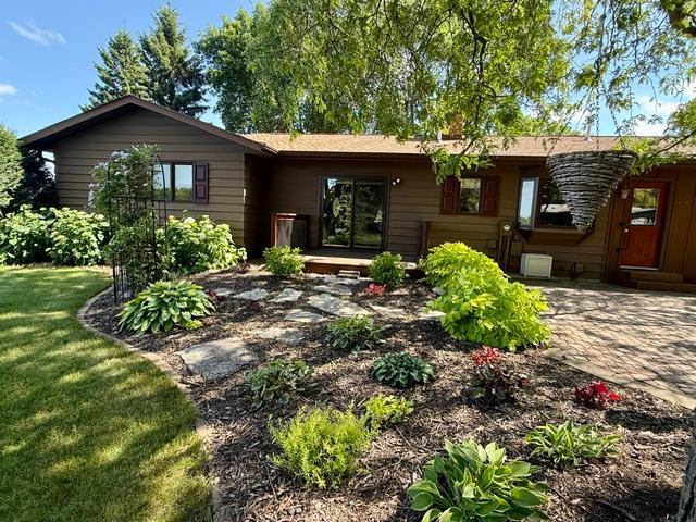 941 Mary Ave, Willmar, MN 56201