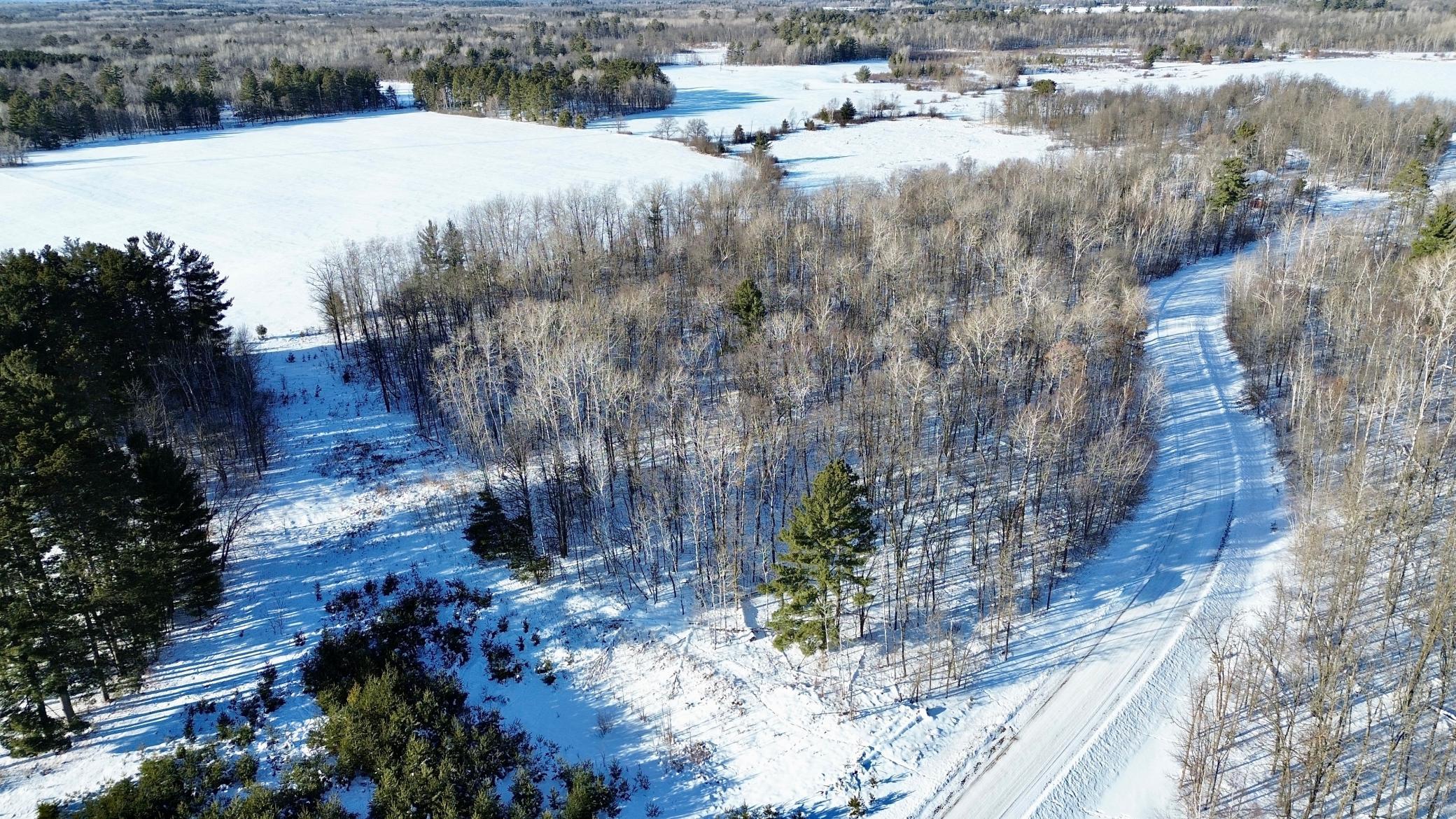 3174 County 5 NW, Hackensack, MN 56452