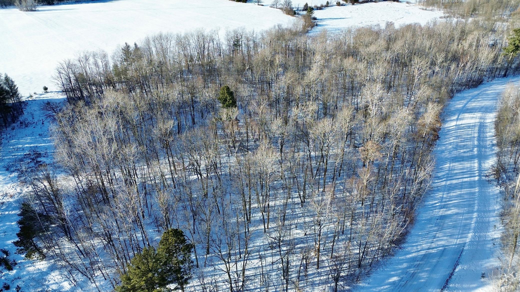 3174 County 5 NW, Hackensack, MN 56452