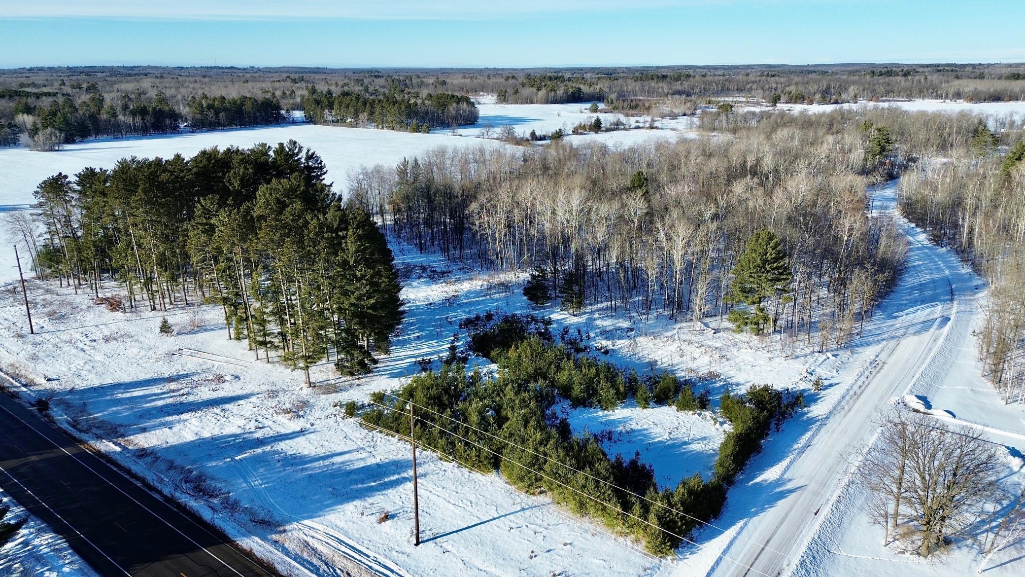 3174 County 5 NW, Hackensack, MN 56452