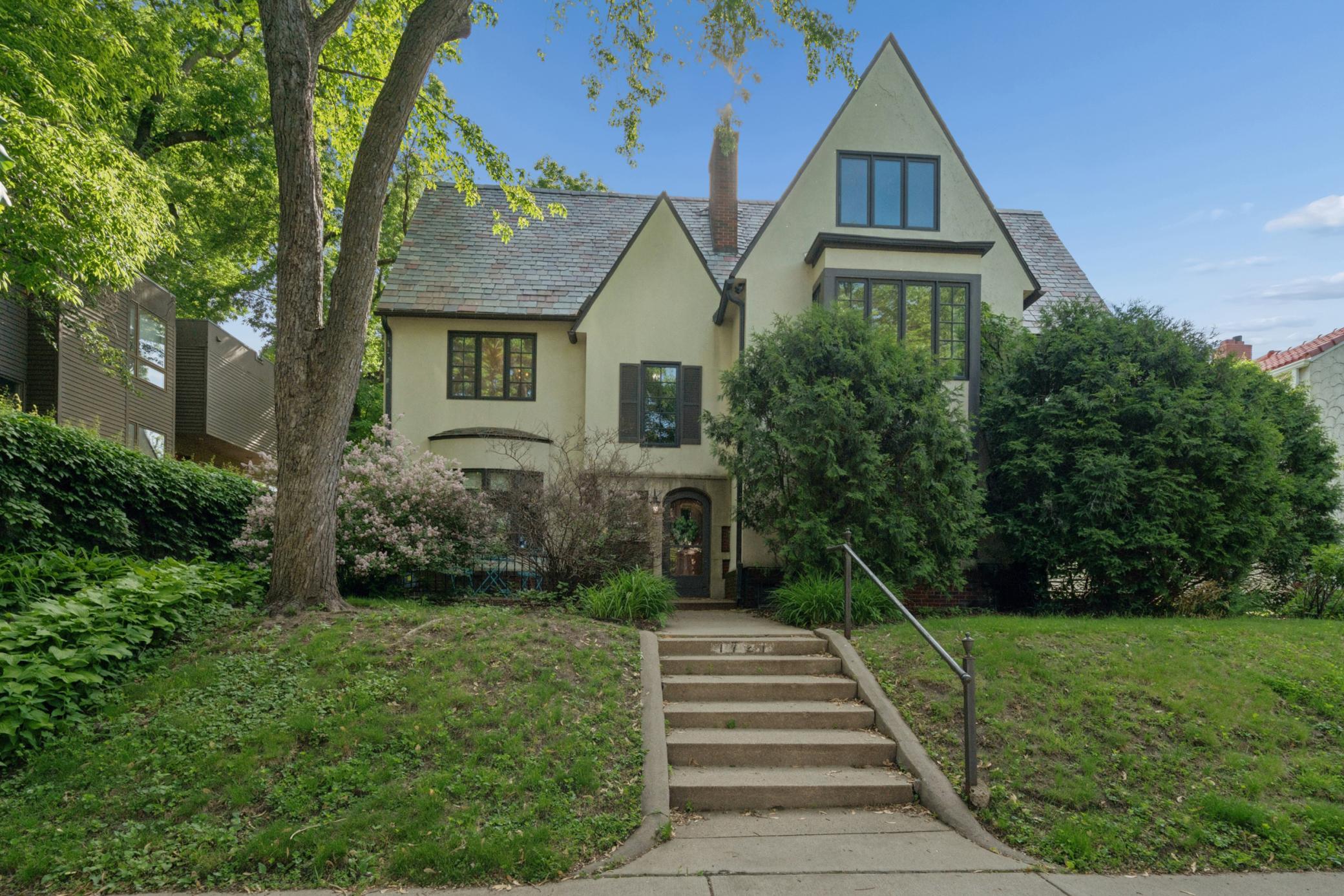 1721 Humboldt Ave S, Minneapolis, MN 55403