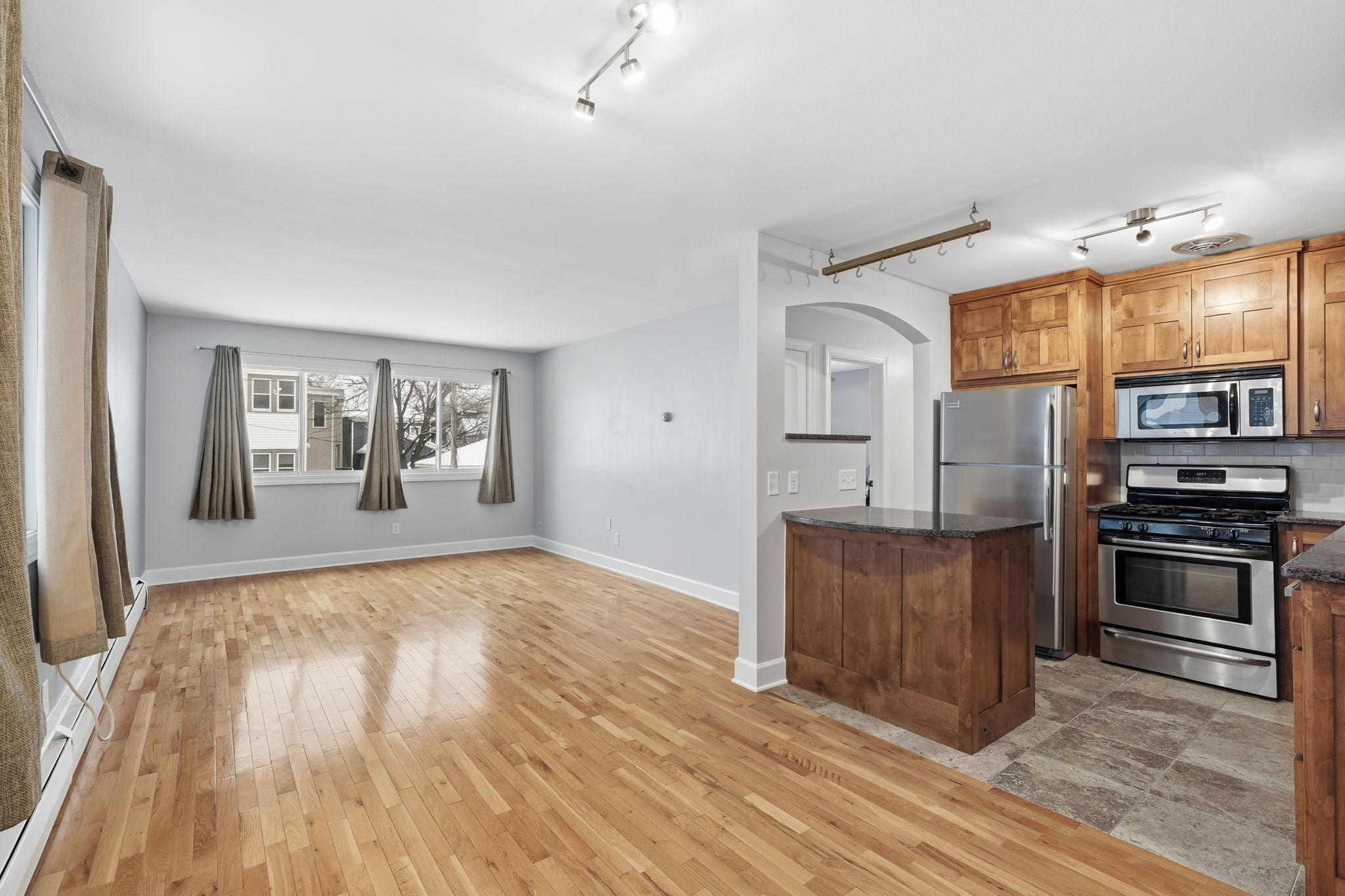 2507 Bryant Ave S #103, Minneapolis, MN 55405